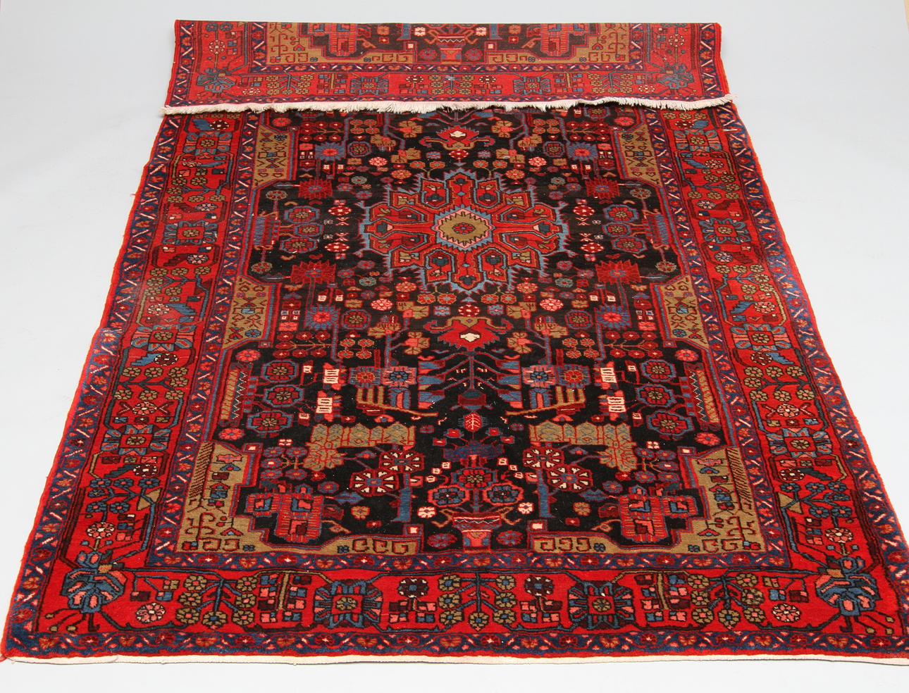 MATTA, orientalisk. 240 x 160 cm.