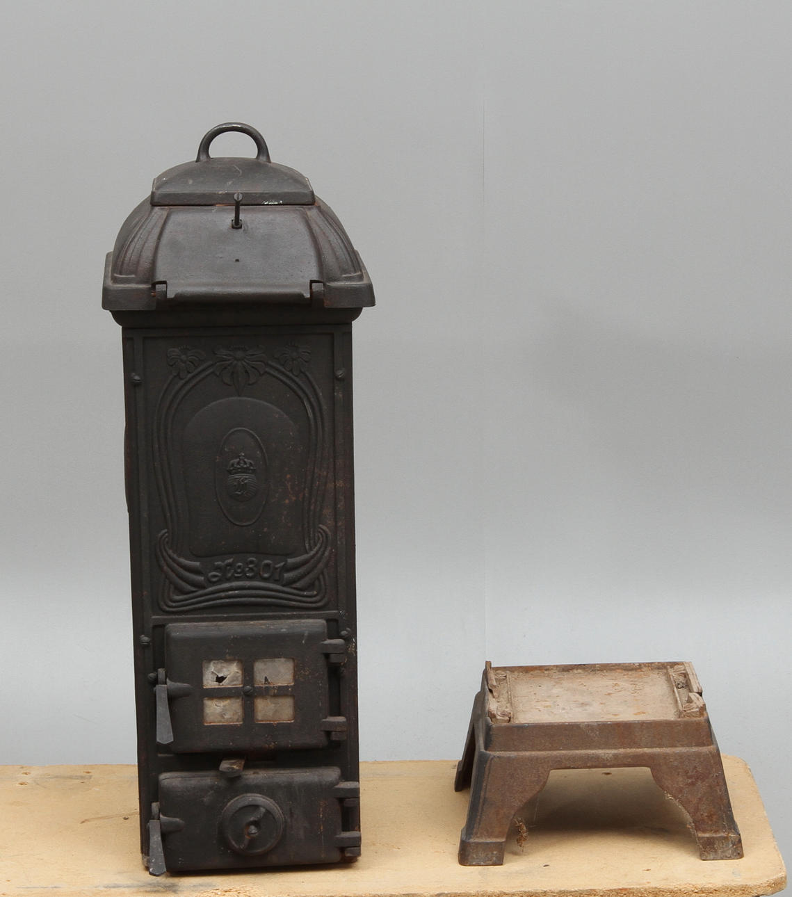 KAMNIN, gjutjärn, Husqvarna.