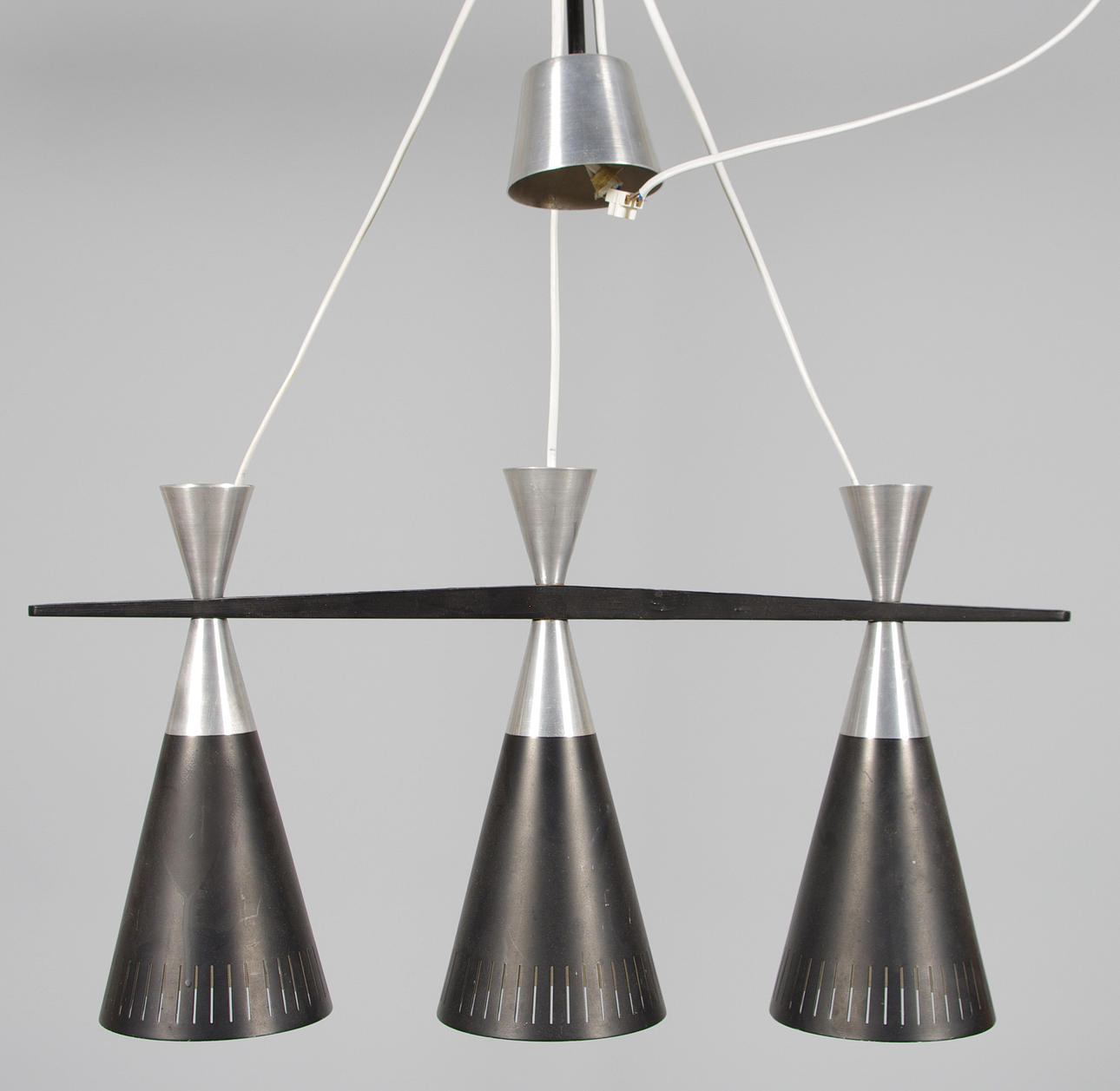 TAKARMATUR med 3 ljuspunkter, metall/trä.