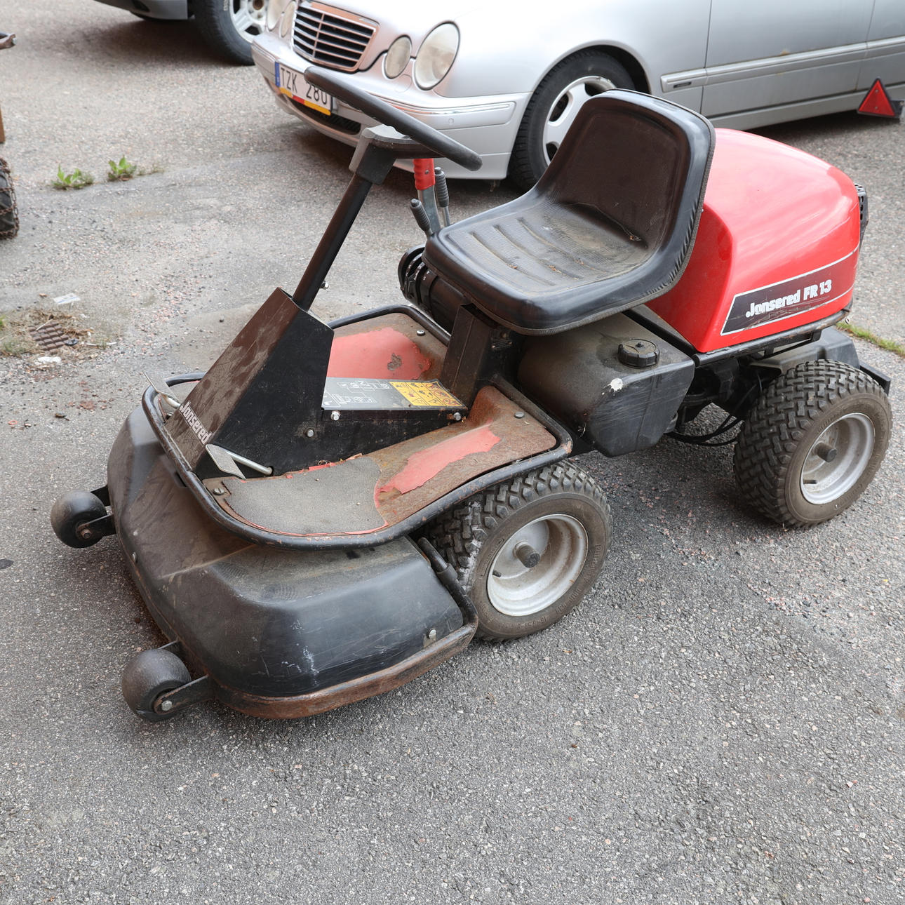 RUOHKONLEIKKURI, Jonsered FR 13.