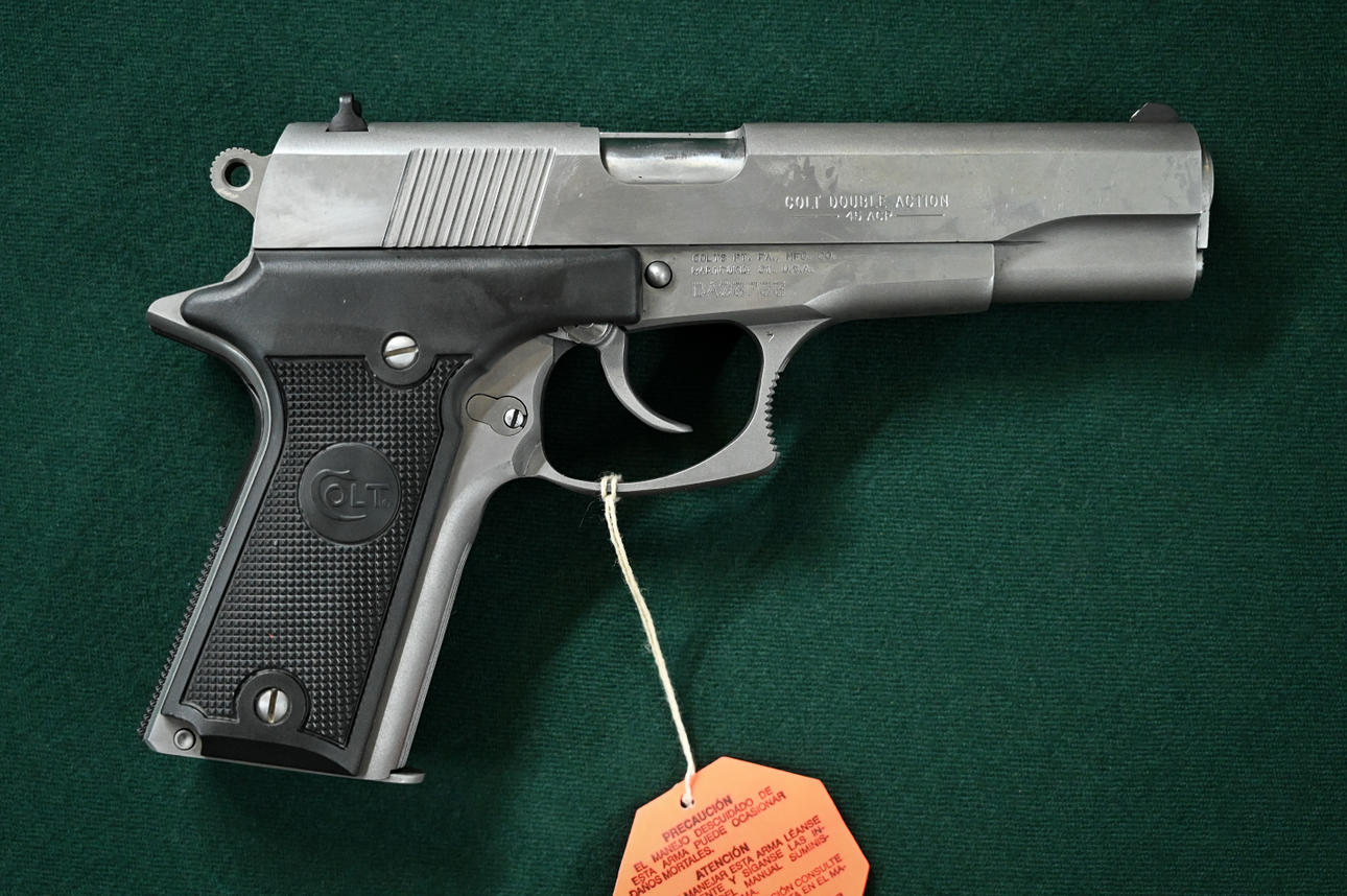 COLT. S90 DOUBLE EAGLE Kal. .45 AUTO.