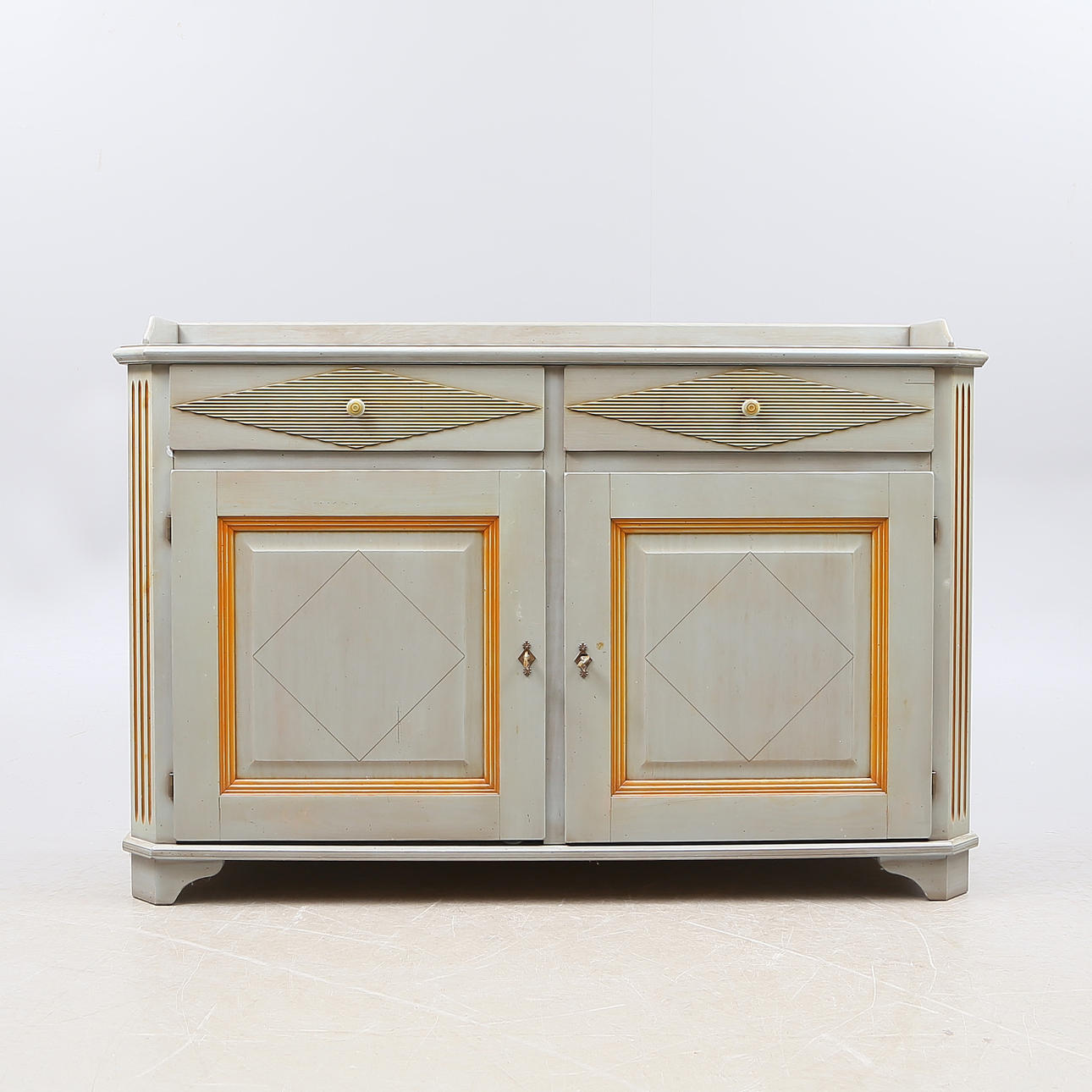 SKÄNK, Grange, Frankrike.