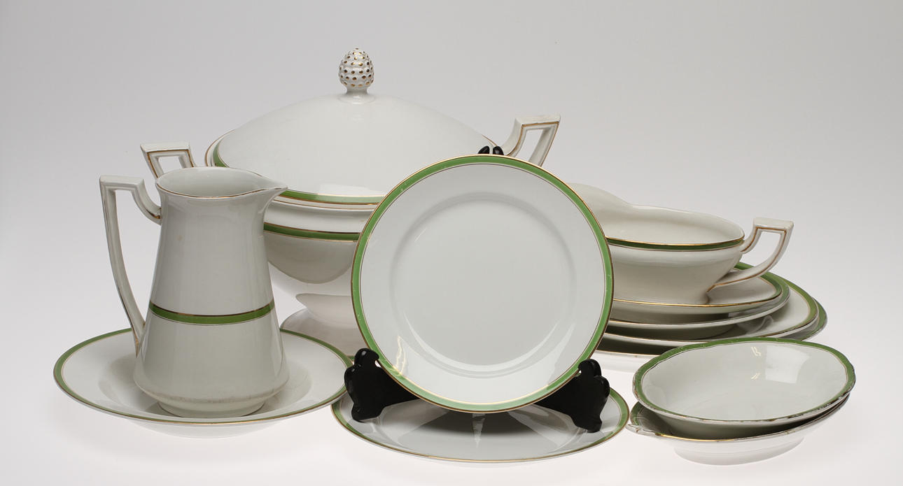 MATSERVIS, flintgods, 49 delar. Gustavsberg, Opak, sekelskiftet 1900.