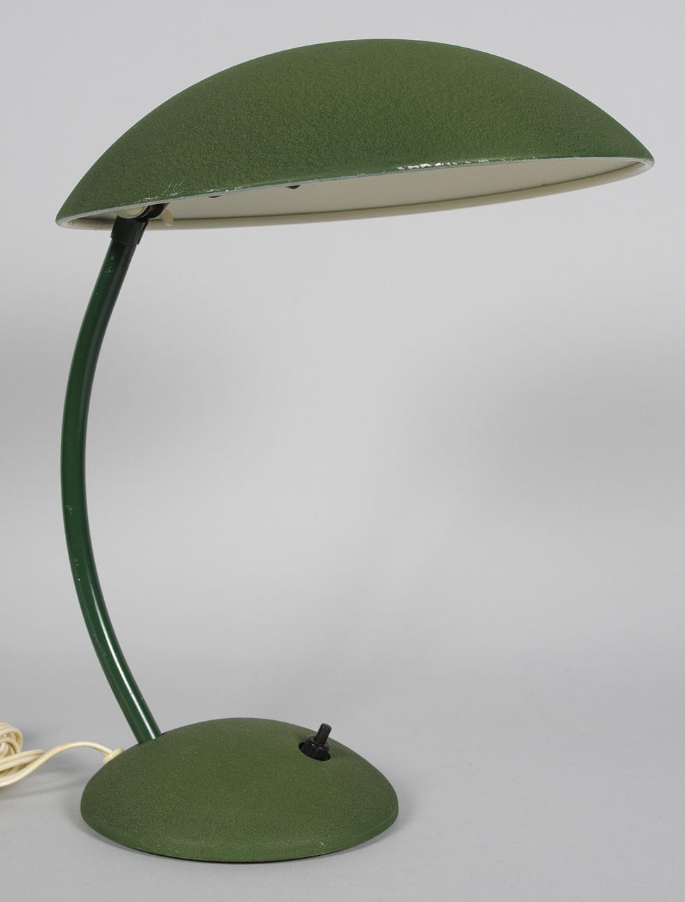 BORDSLAMPA, grönmålad plåt, 1930-tal.