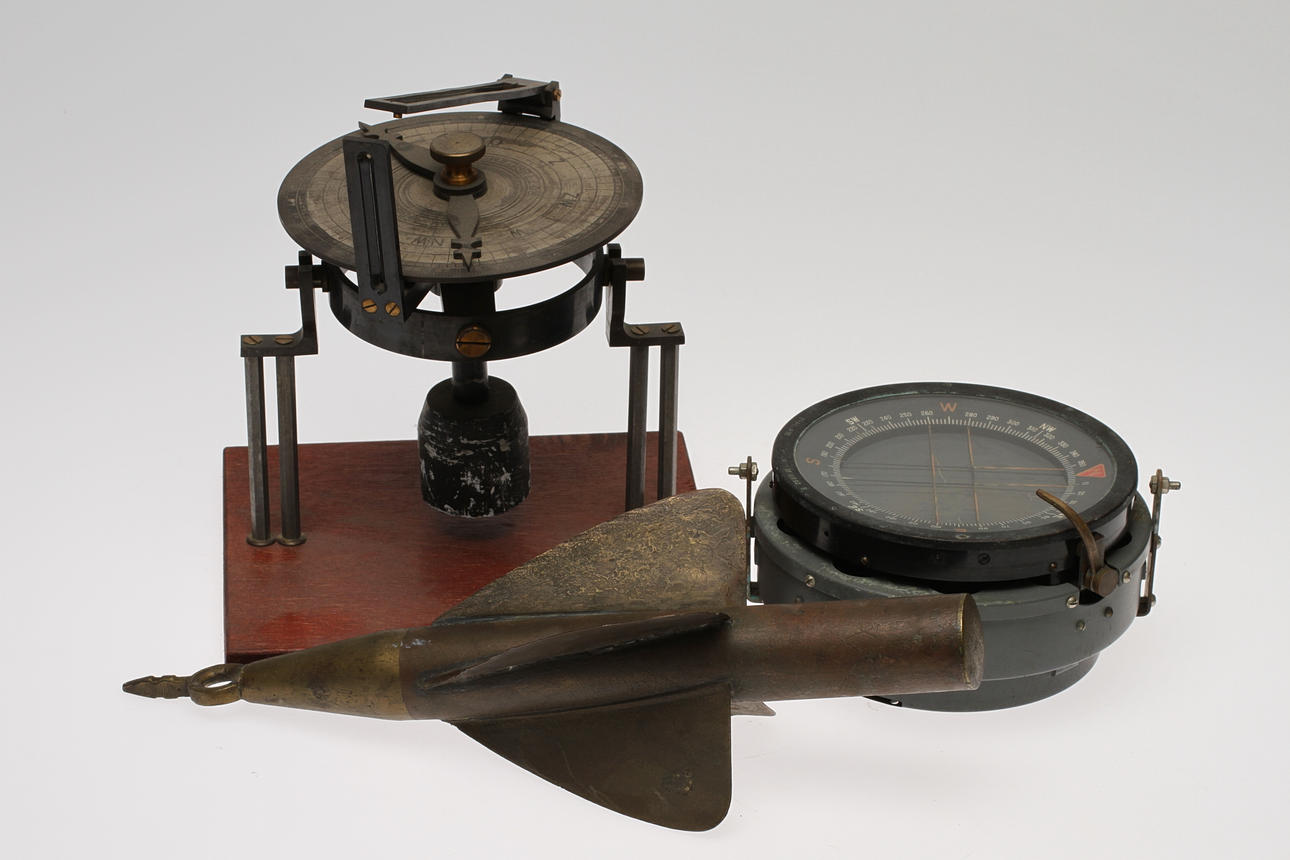 GYROKOMPASS, LOGG, PEJLINGSINSTRUMENT, 1900-tal.