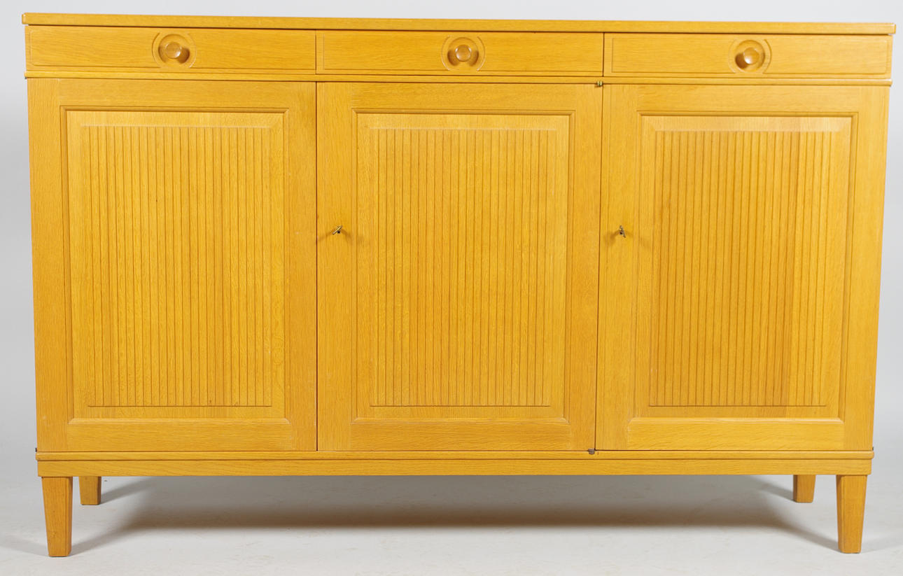 SIDEBOARD, "Herrgården", ek, Carl Malmsten.