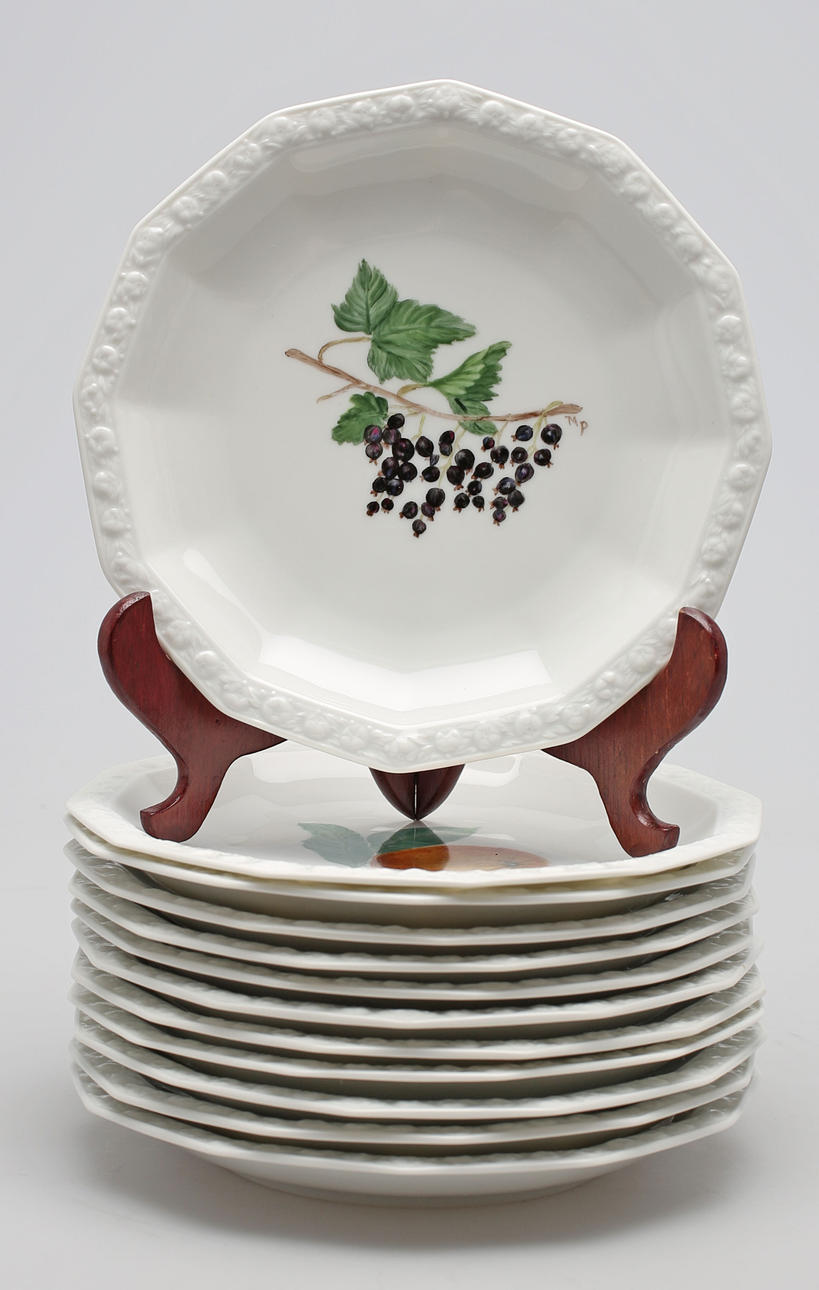 FRUKTASSIETTER 12 st, porslin, hausmalerei, Rosenthal.