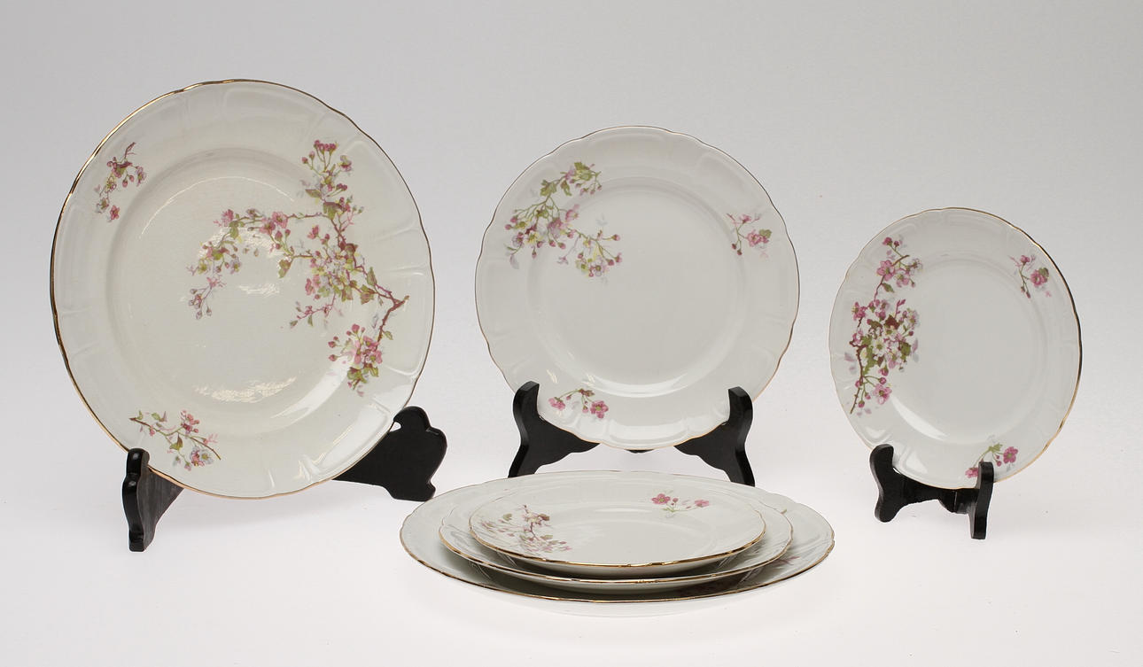 SERVIS, 76 delar. "Hagtorn" Gustavsberg.