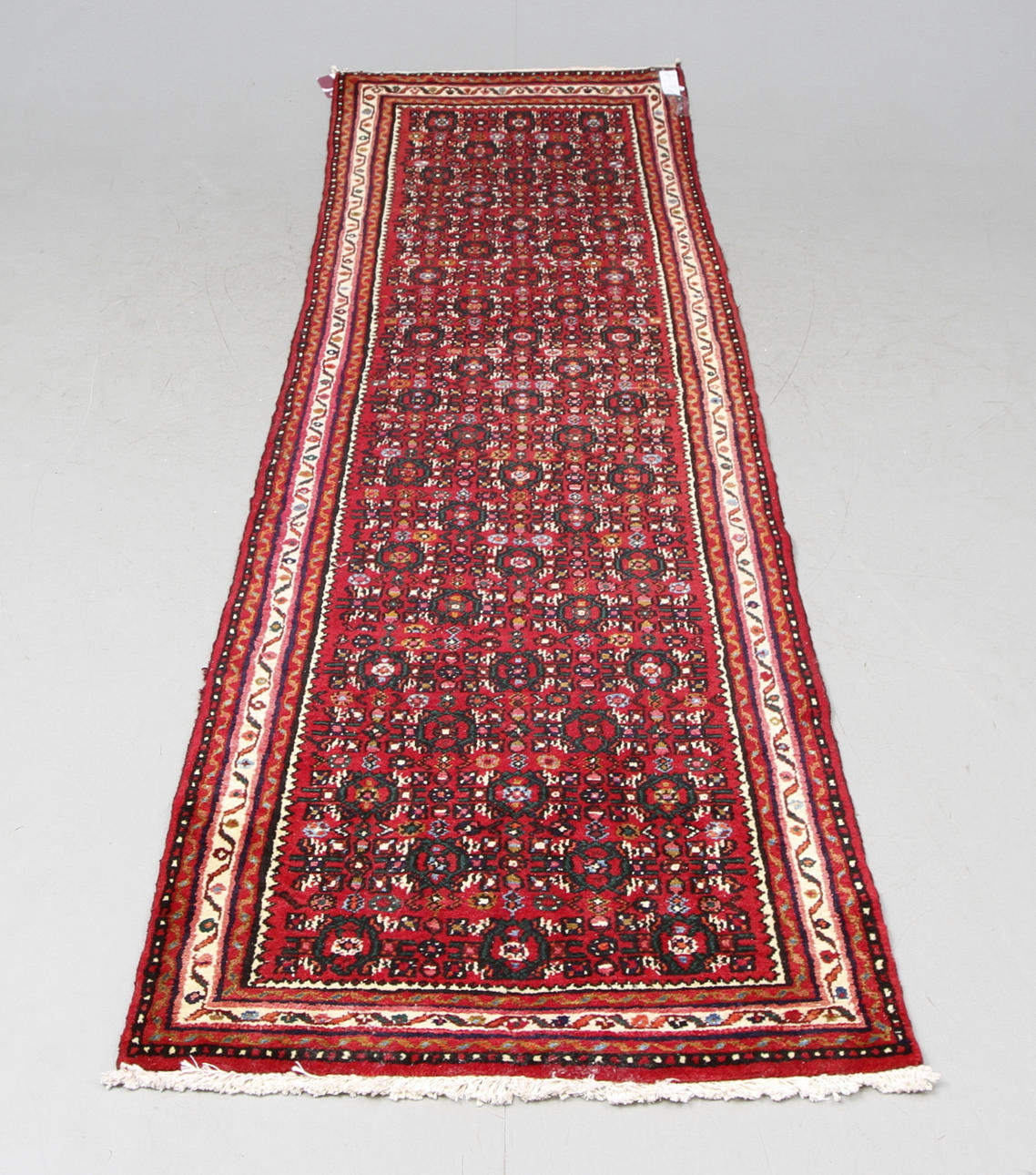 MATTA, orientalisk, gallerimodell, 292 x 85 cm.