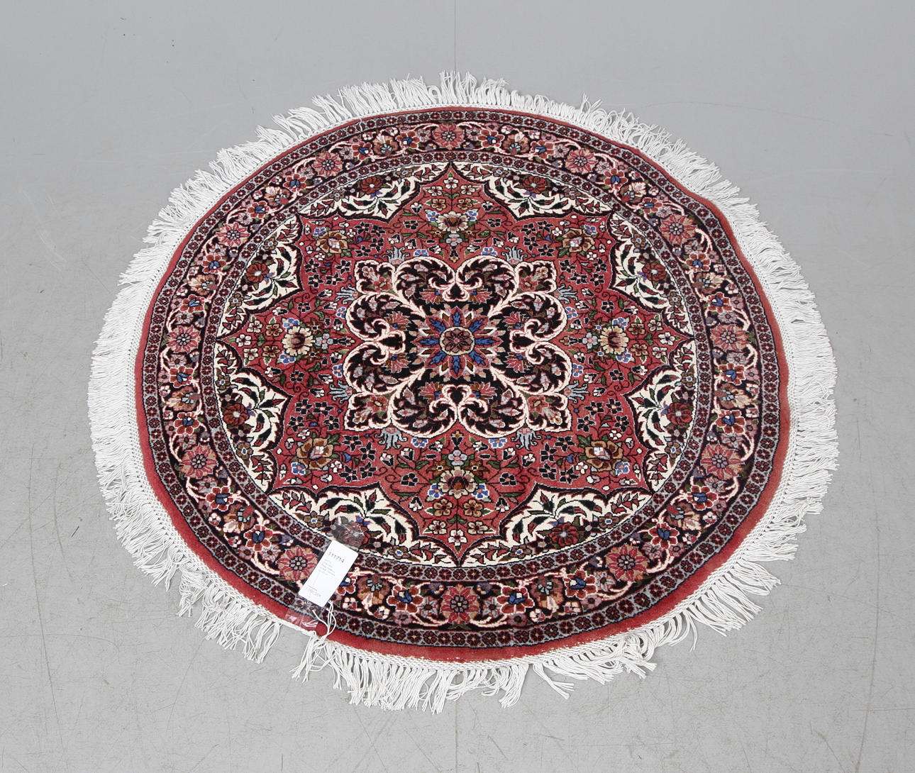 MATTA, Orientalisk, Bidjar, rund modell. Diameter ca 100 cm.