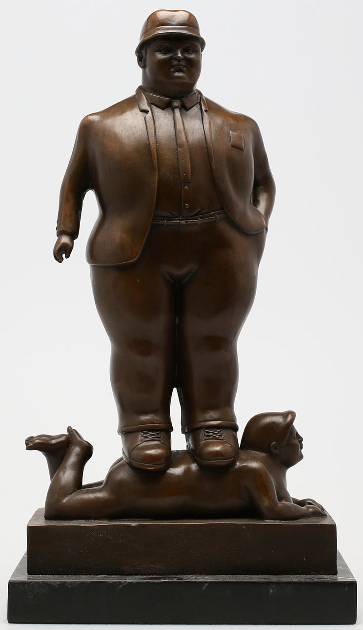 FERNANDO BOTERO. EFTER. Man stående på kvinna. Brons. Signerad Botero.
