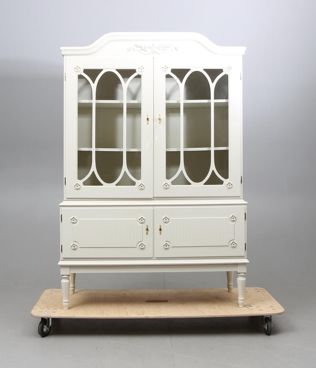 MATSALSSKÅP, Gustaviansk-stil, 1900-talets andra hälft.