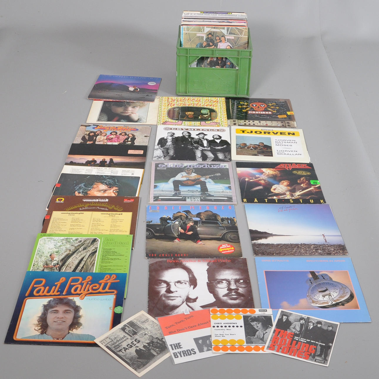 LP RECORDS, 80 PCS + SOME SINGLES IN PRIPPS BACK, MIXED GENRES, 20TH CENTURY.