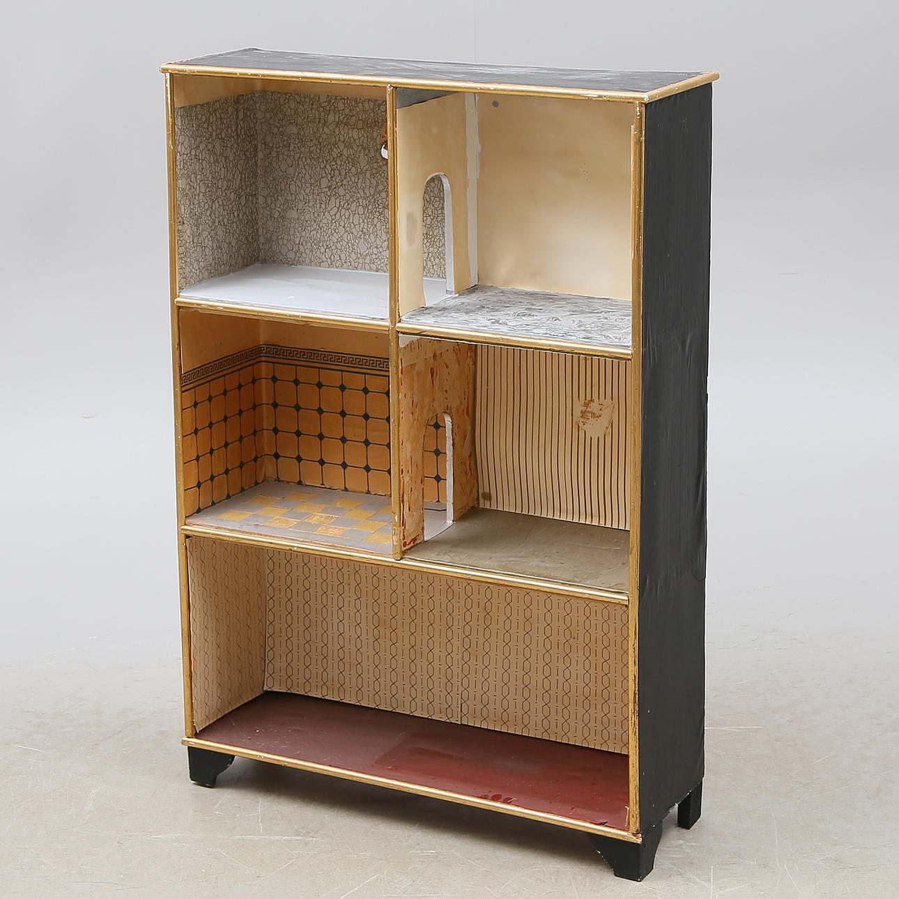 DOCKSKÅP, trä, 1900-tal.