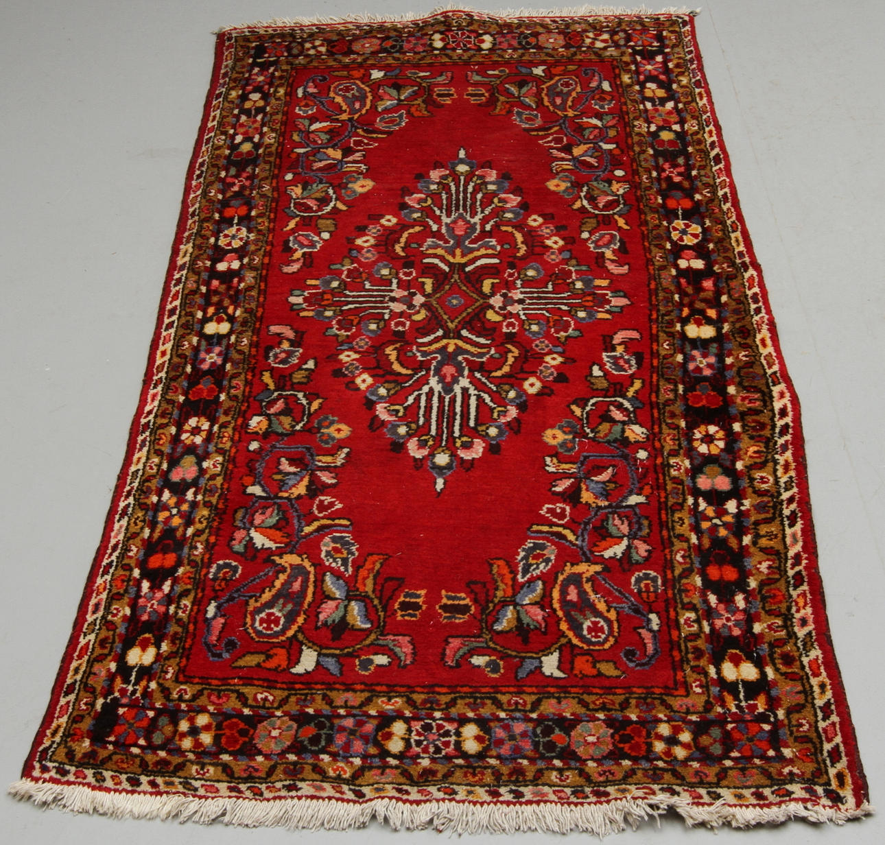 MATTA, orientalisk, ca 210 x 118 cm.