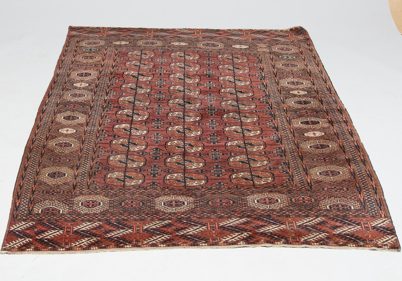 MATTA, orientalisk, ca 197 x 154 cm.