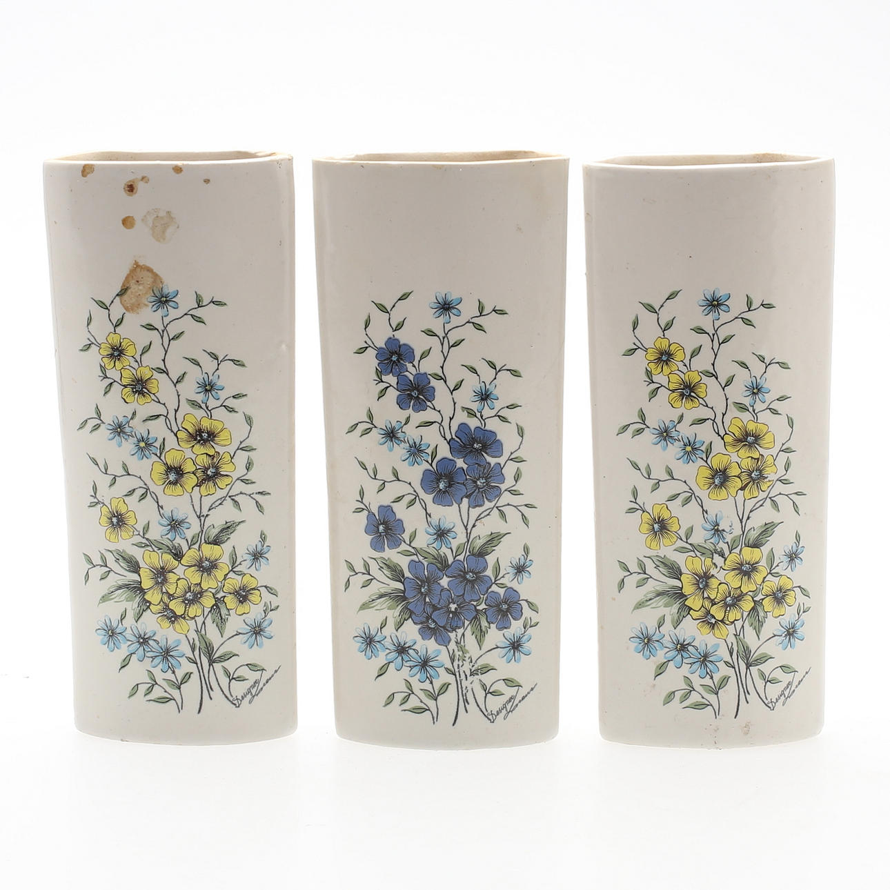 LUFTFUKTARE, 3 st, porslin, 1900-tal.