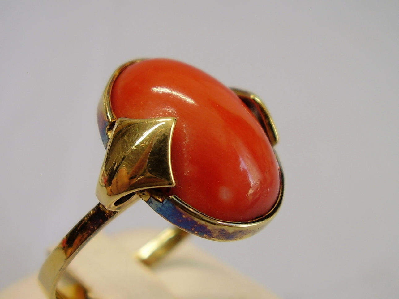 RING MIDWAY CORAL GG 14 CARAT.