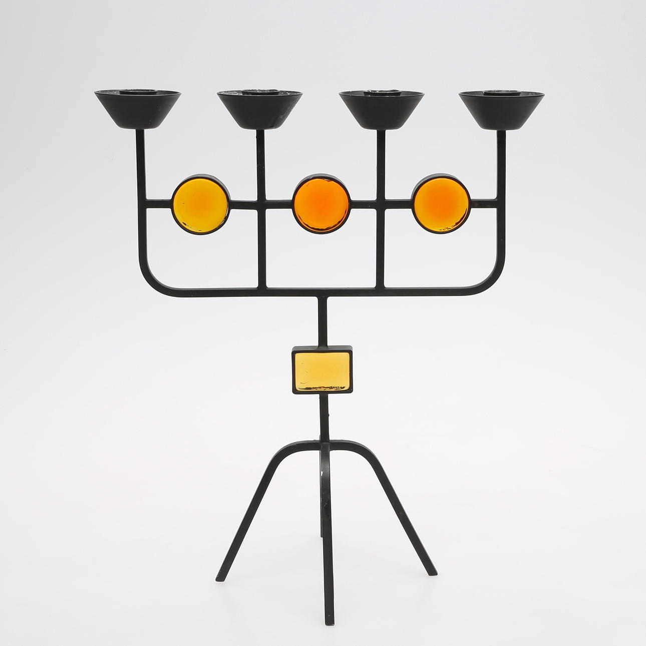 ALCOHOL GUNNAR, CANDELABROS, HERRAJES Y.