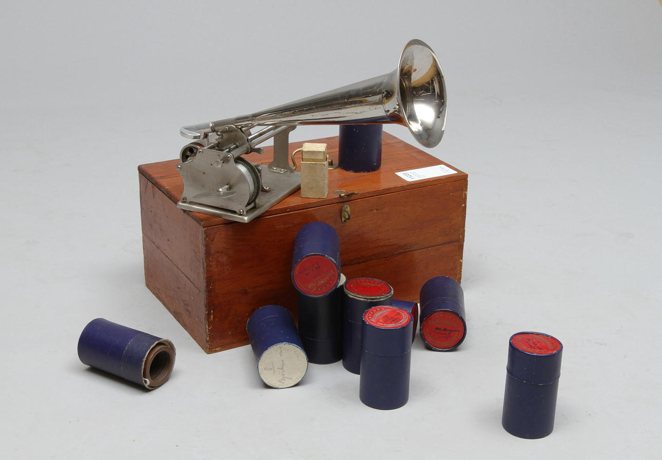 GRAPHOPHONE "Type Q" New York.