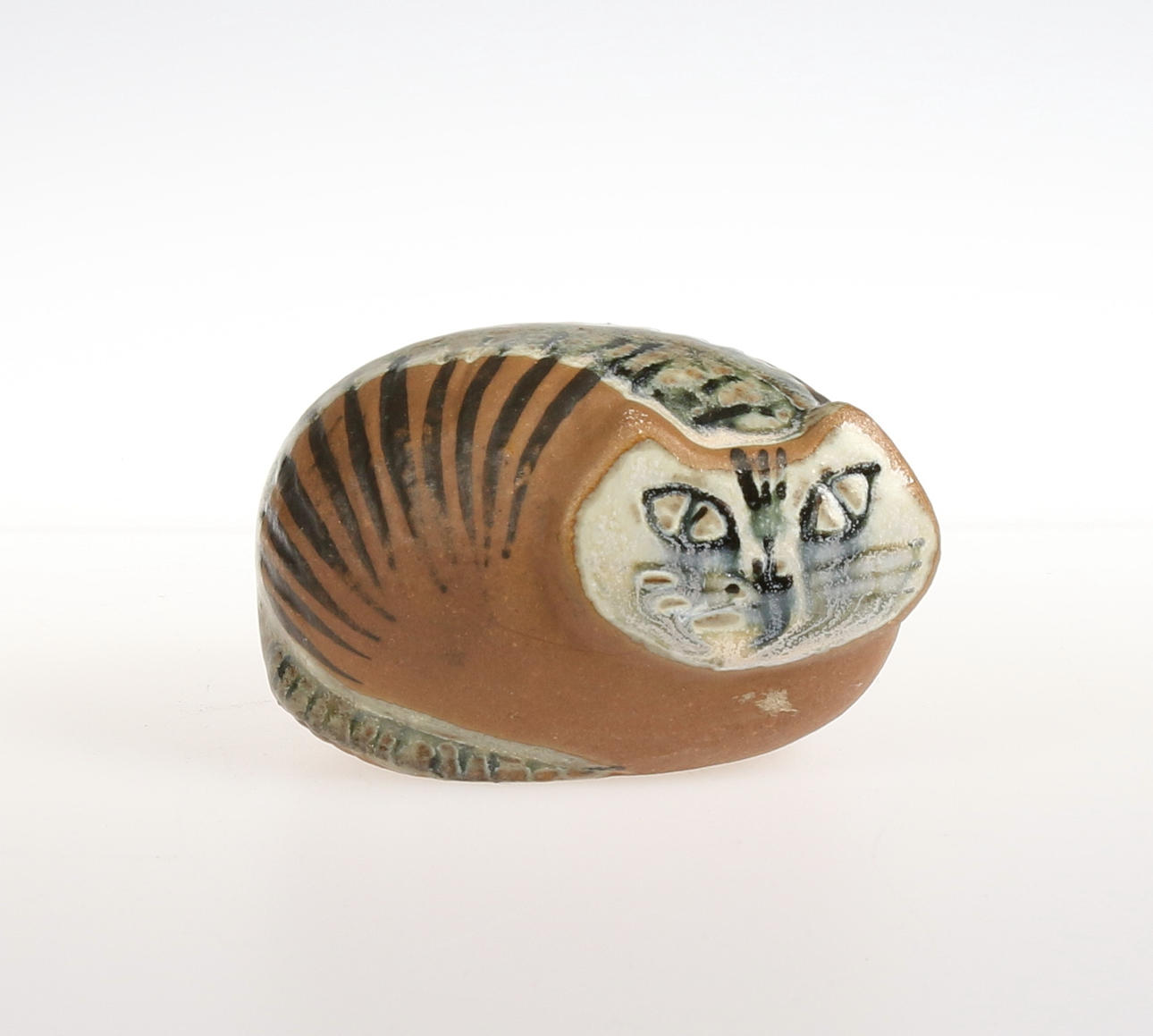 FIGURIN, Lisa Larson, "Liggande katt ", Gustavsberg.