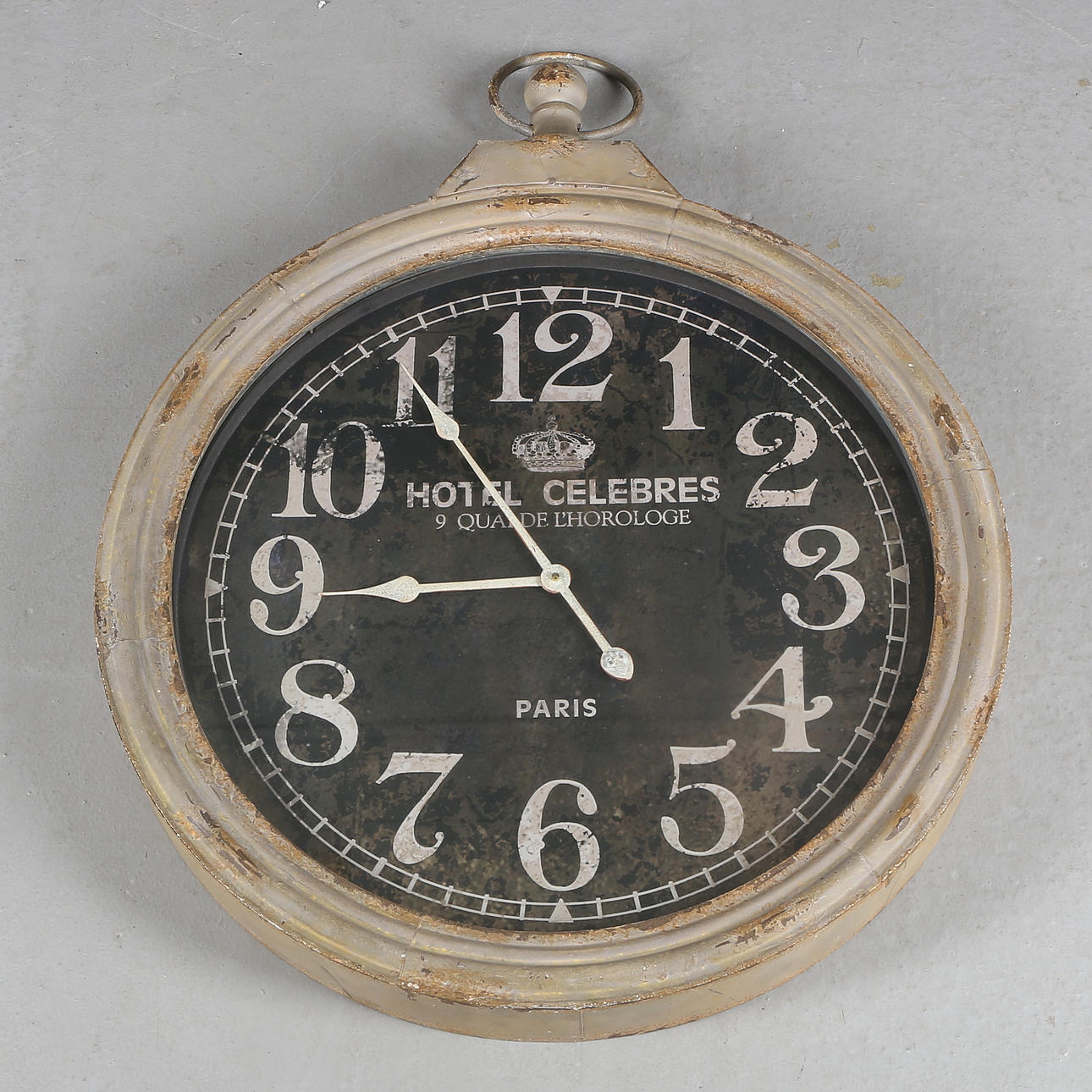 VÄGGUR, batteridriven, "Shabby chic", 1900-talets andra hälft.