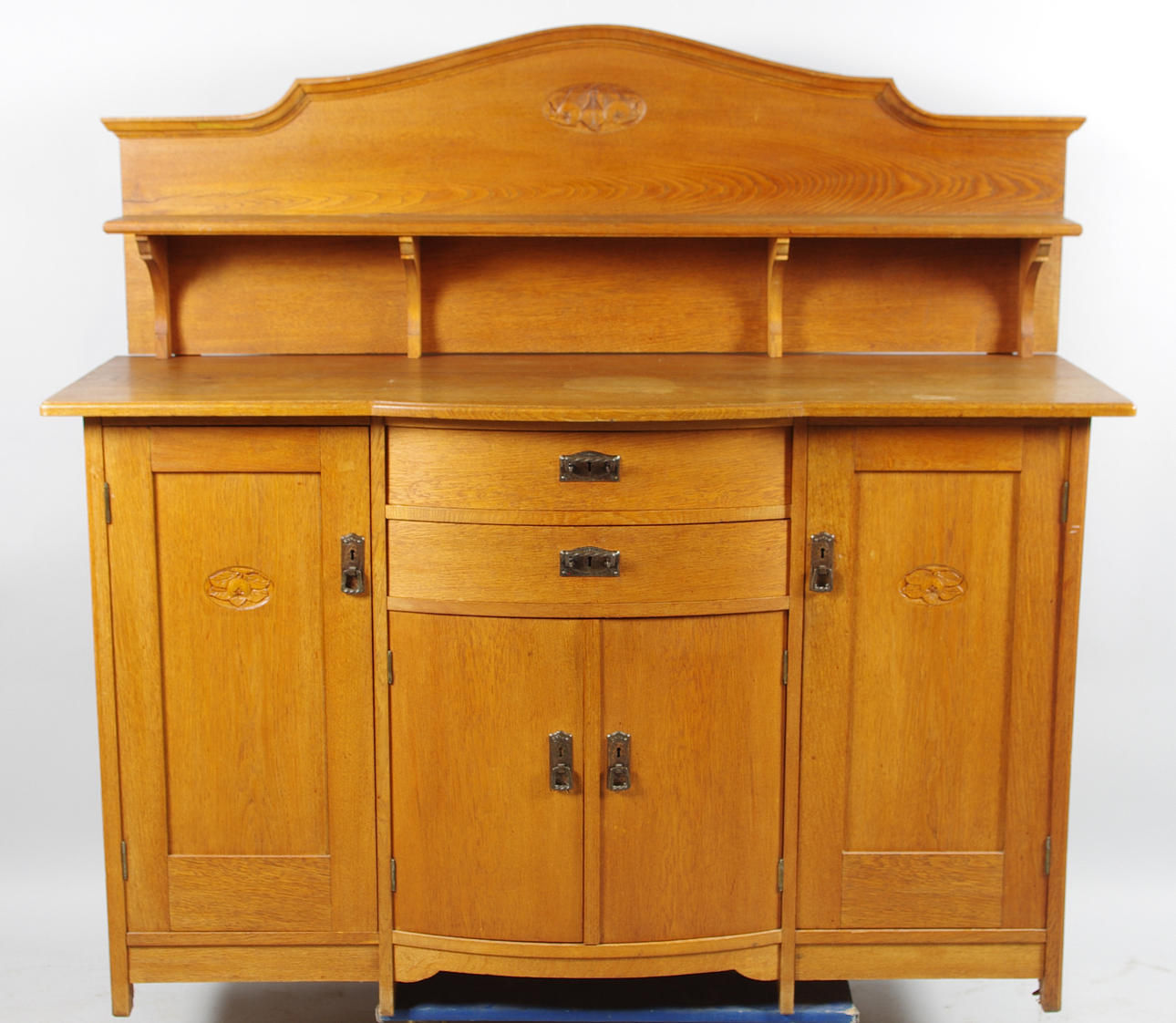 SKÄNK MED HYLLÖVERDEL, ek, jugend.