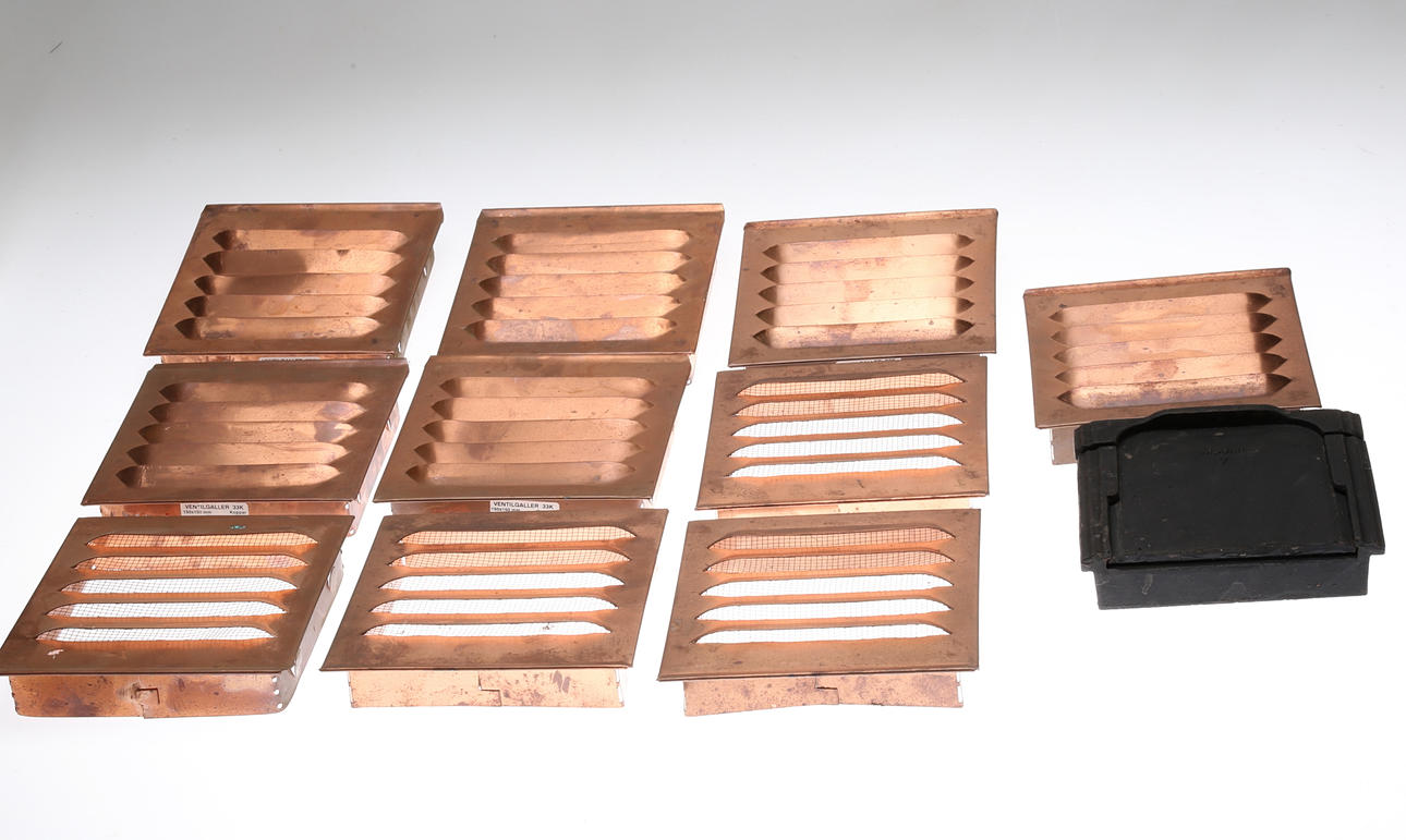 VENTILATIONSGALLER, 10 st koppar, 1 st gjutjärn.