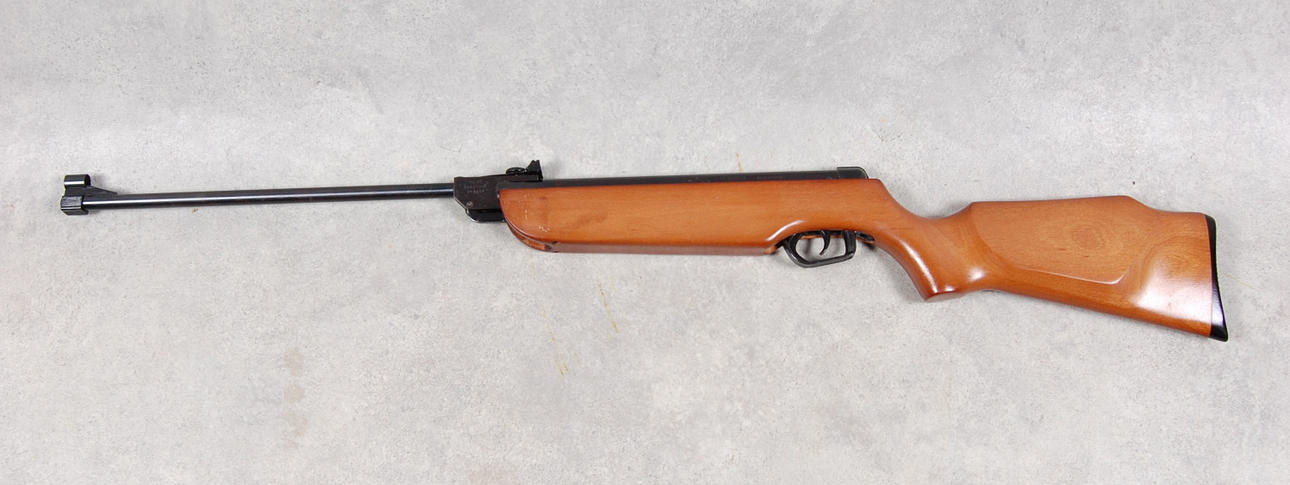 LUFTGEVÄR, Gamo, mod 300.