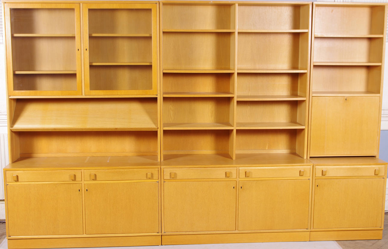 BOKHYLLA, 3 sektioner, ek, design Carl Malmsten.