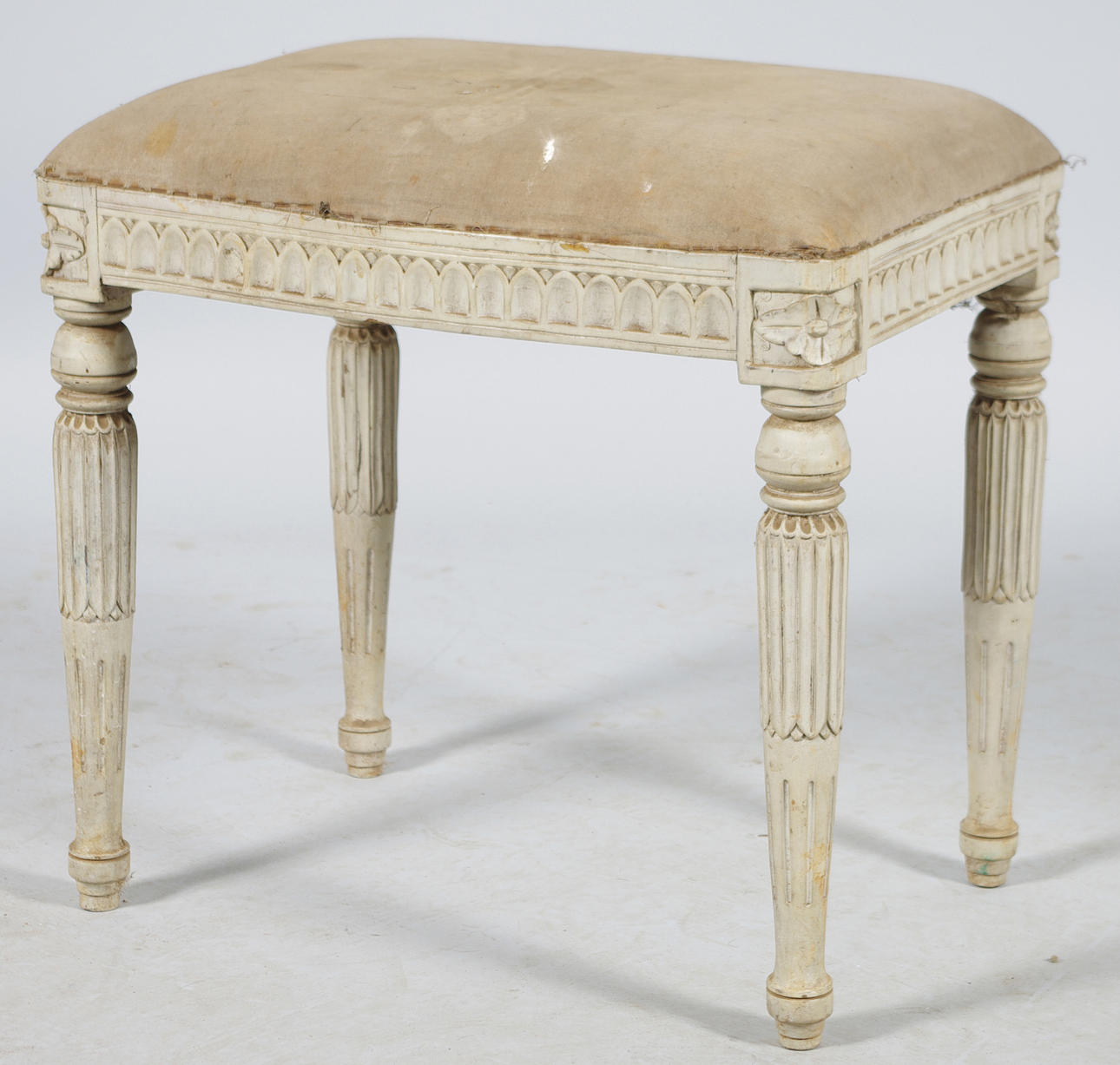 PALL, gustaviansk stil, gråmålad.