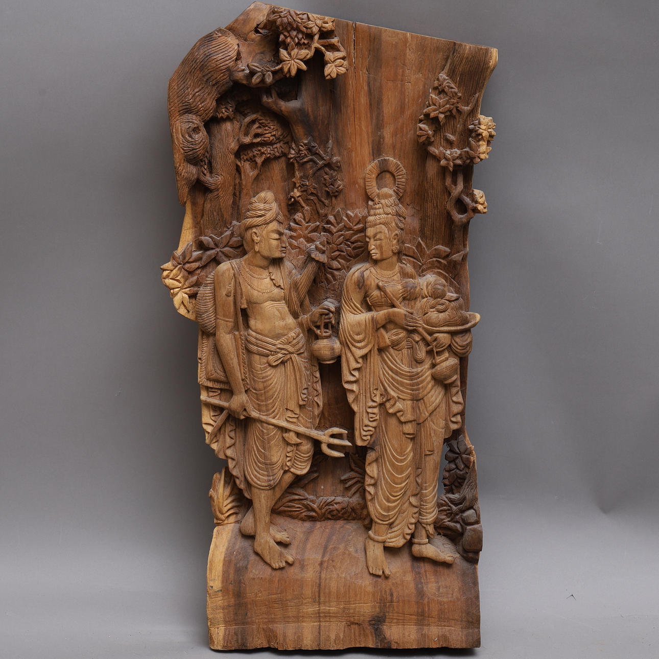 DECORATIVE ELEMENTS, carved wood, figures.