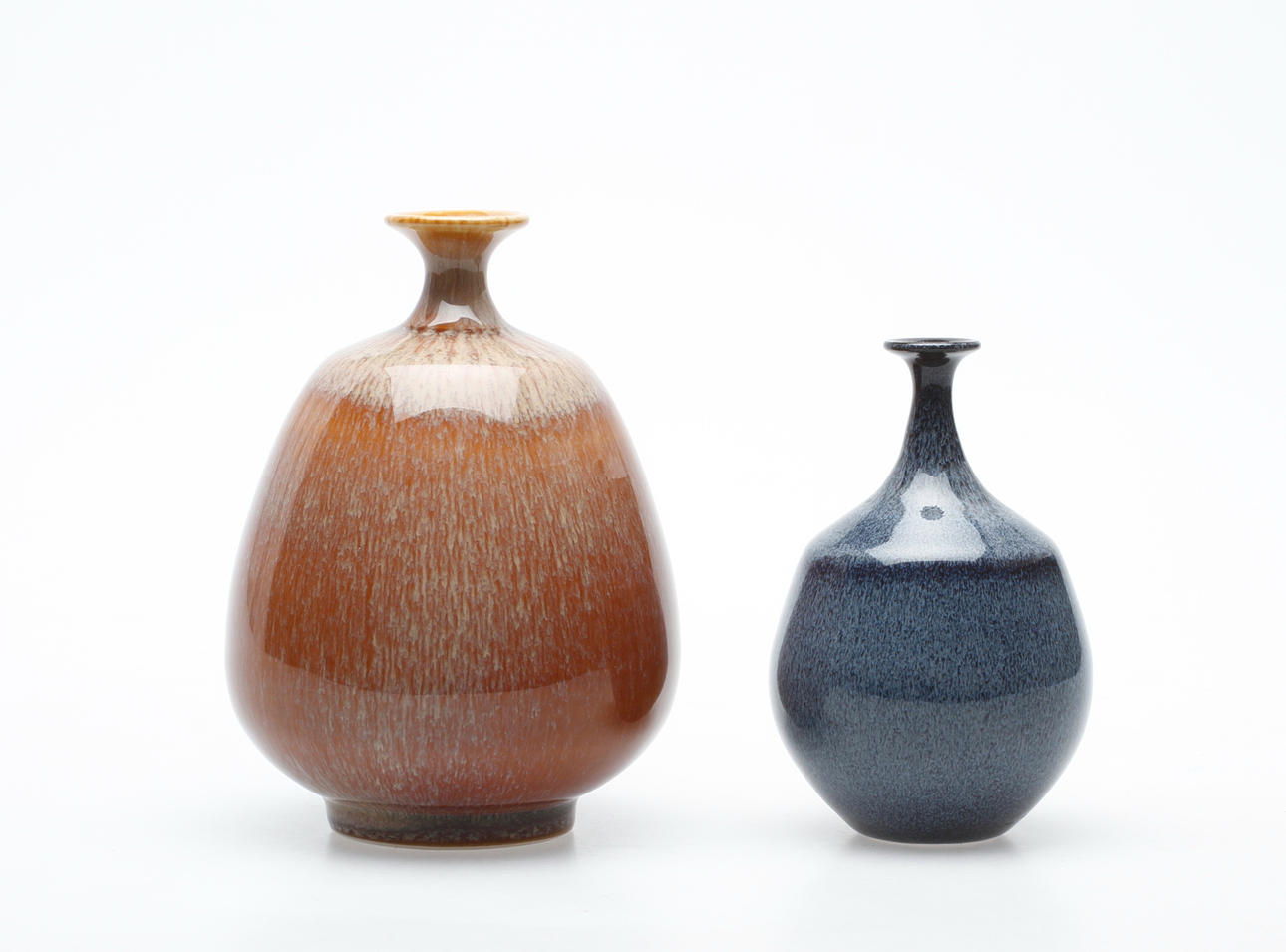 VASER, 2 st, keramik, Gunnar Andersson, Höganäs.