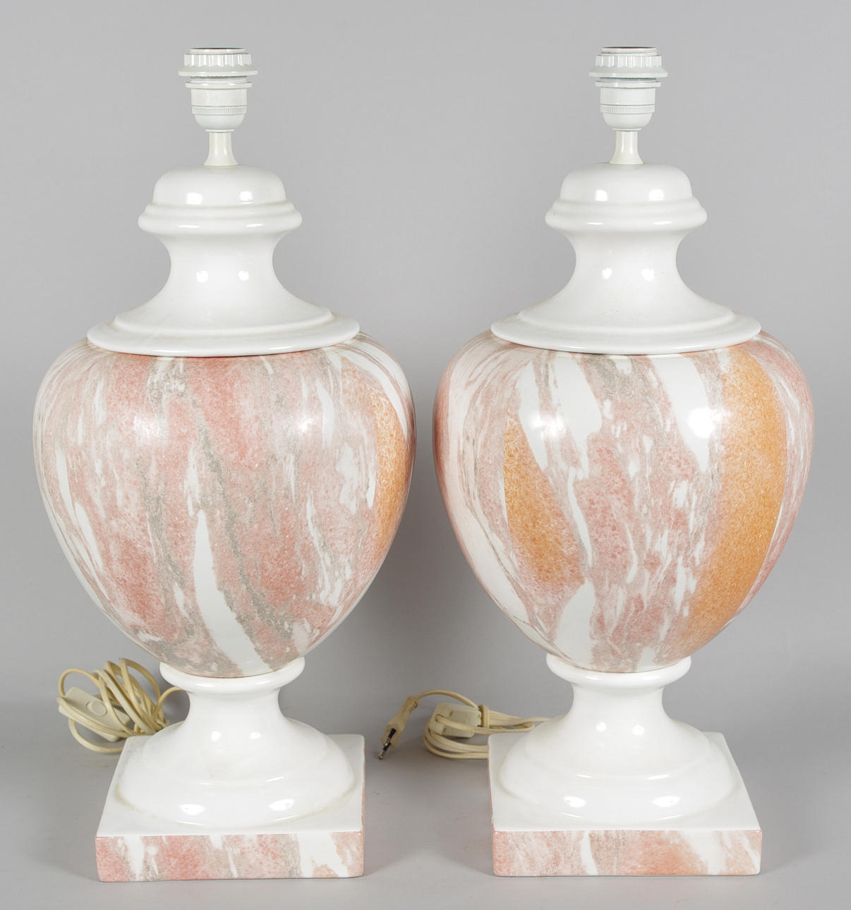 BORDSLAMPOR, 1 par, porslin.