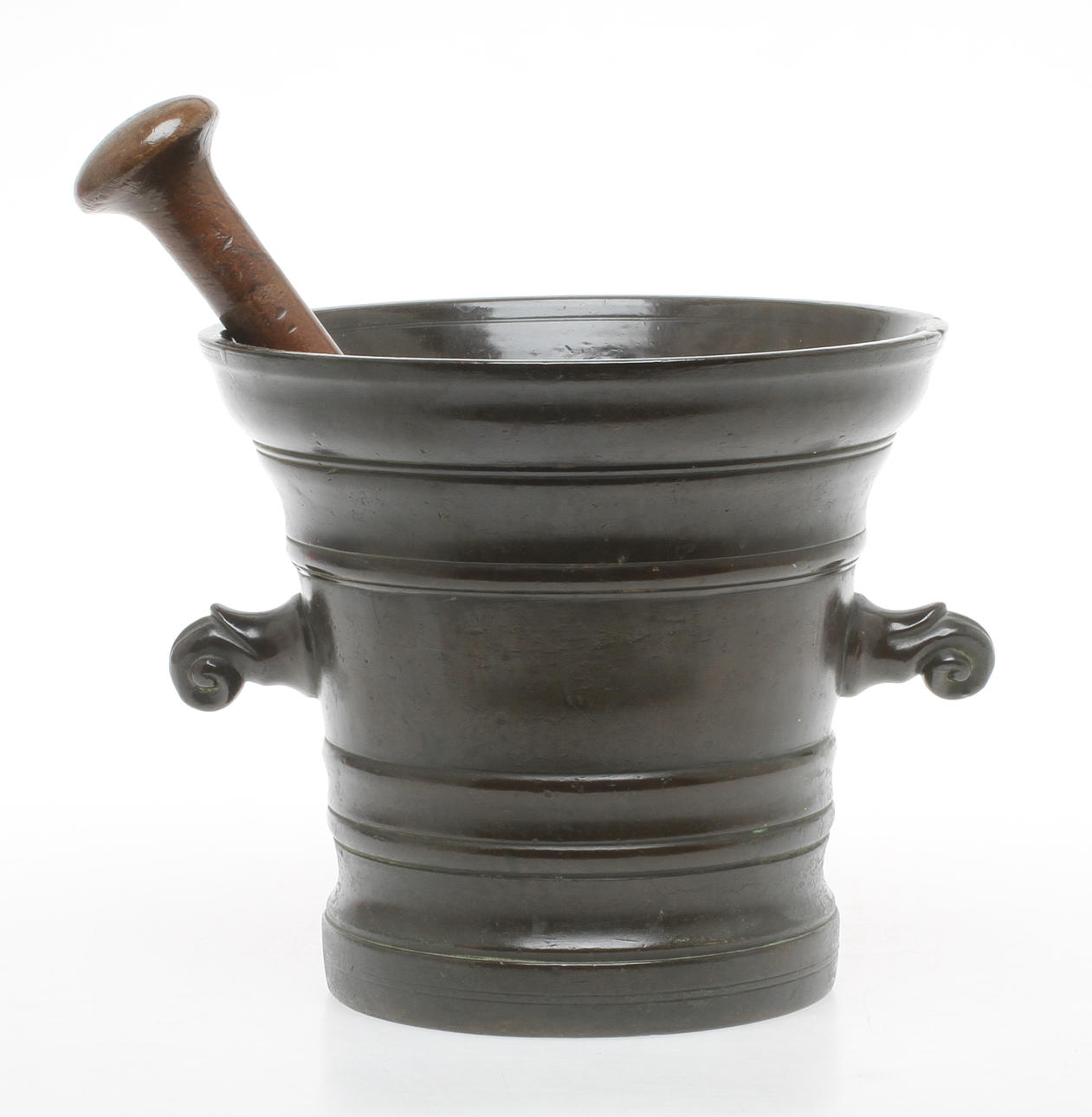 MORTEL, patinerad brons, 1700-tal.