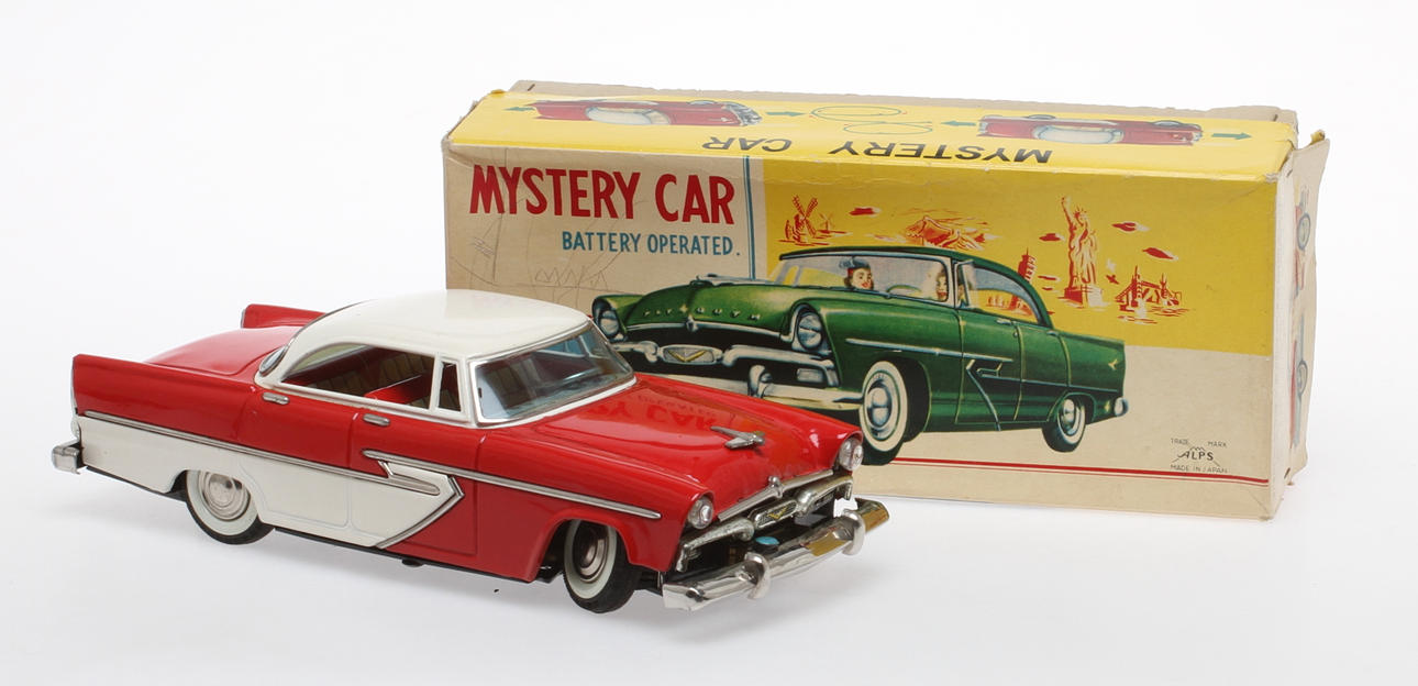 ALPS JAPAN, MYSTERY CAR PLYMOUTH, röd/vit med vitt tak. Originalkartong. Batteri.