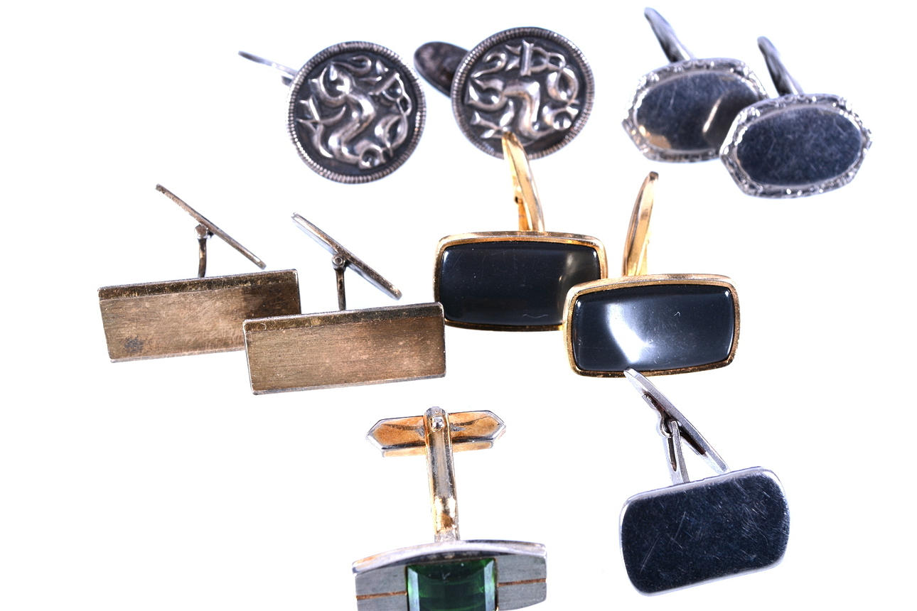 MANSCHETKNAPPAR, bl a silver.