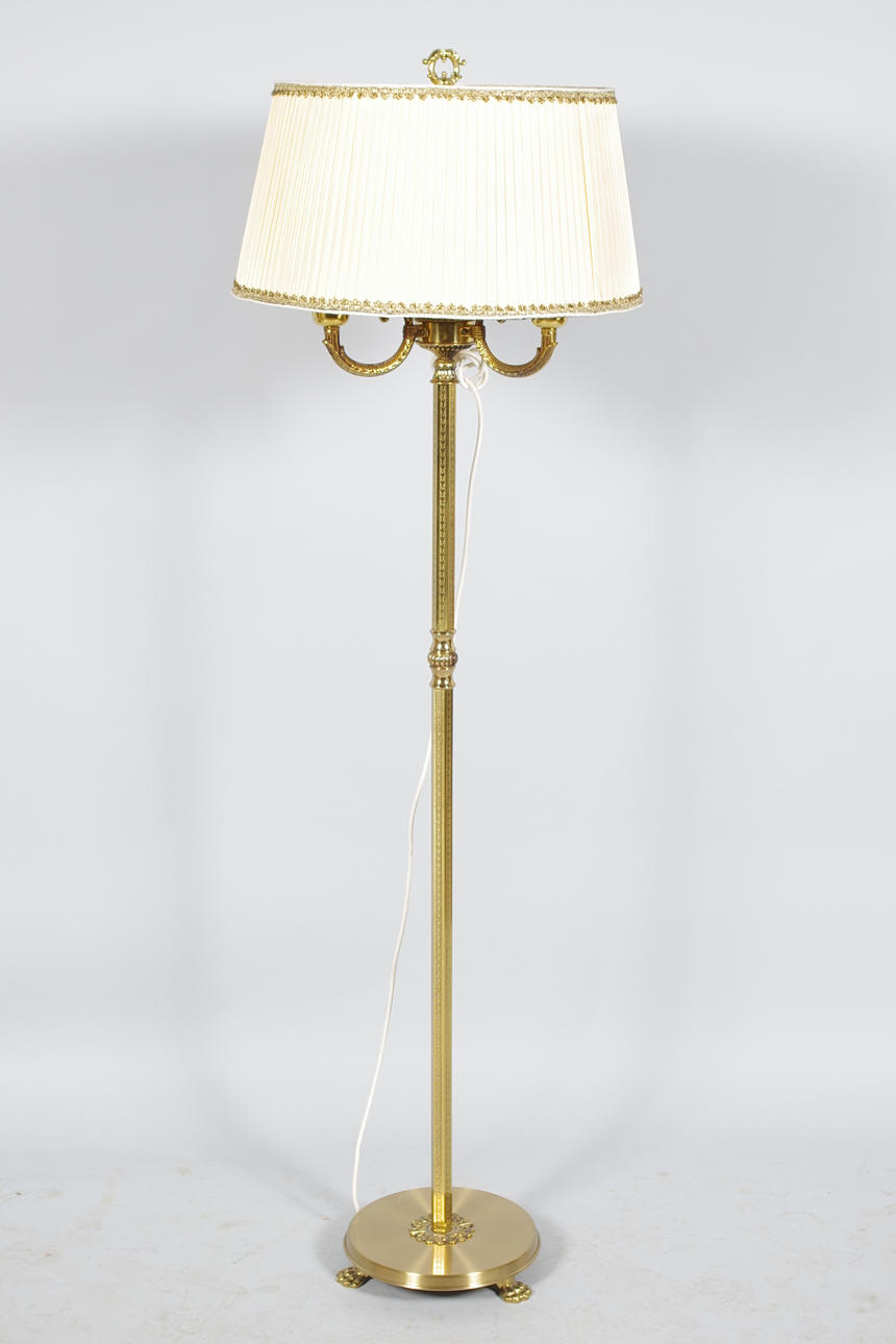 GOLVLAMPA, 3-armad, mässing.