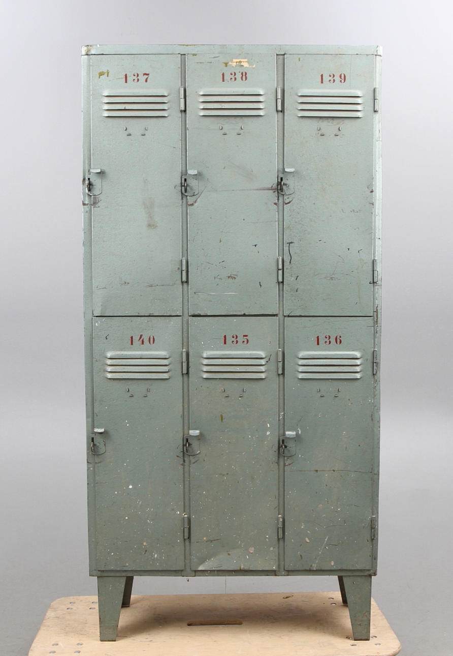 SKÅP, plåt, industriform, 1900-talets mitt.