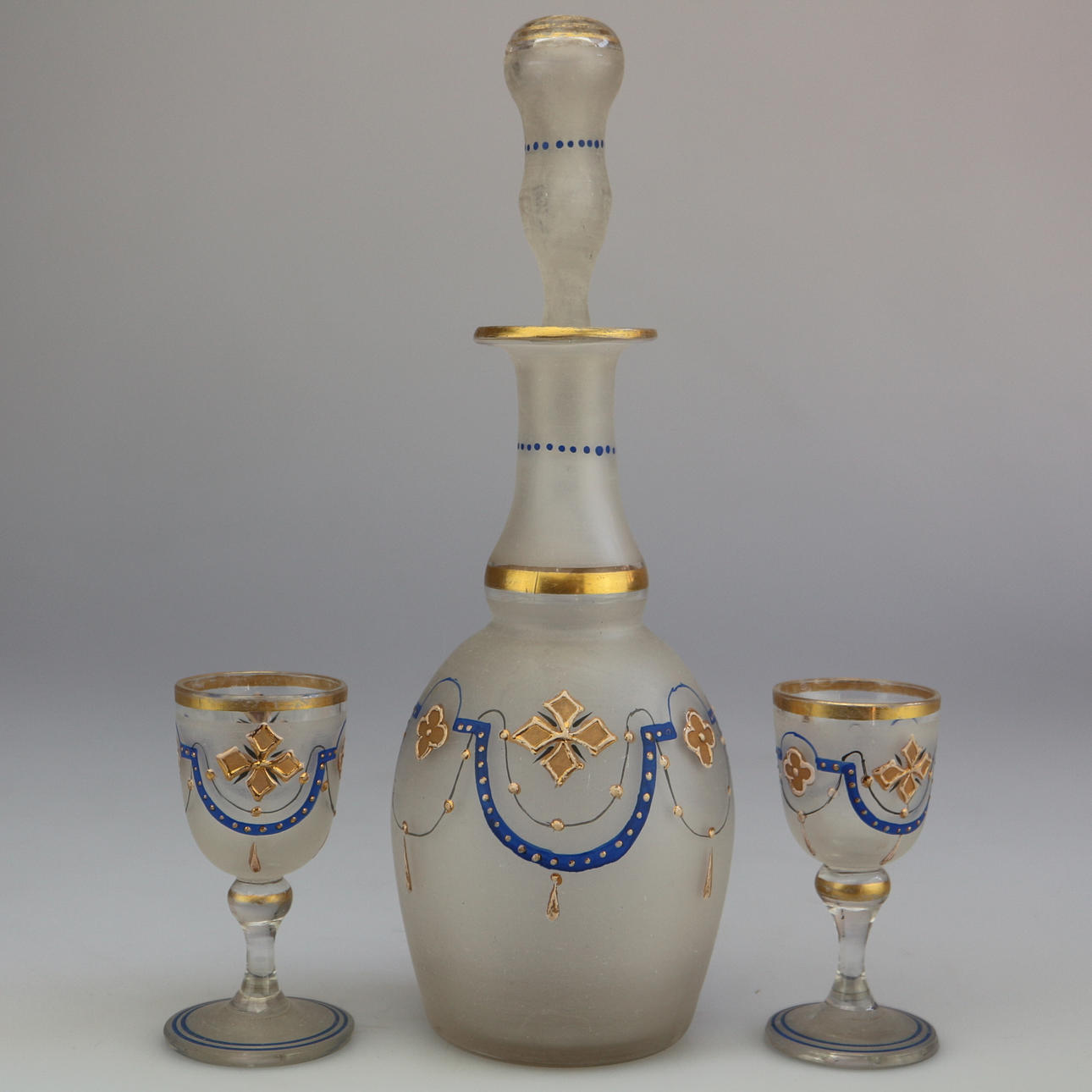 LIKEURSERVICE, FRANKREICH.