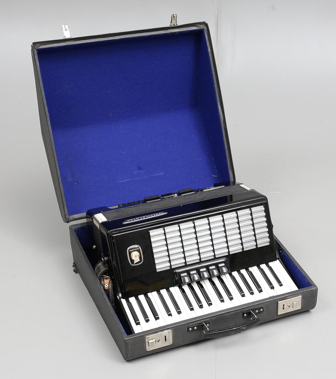 DRAGSPEL, Waltmeister STELLA.