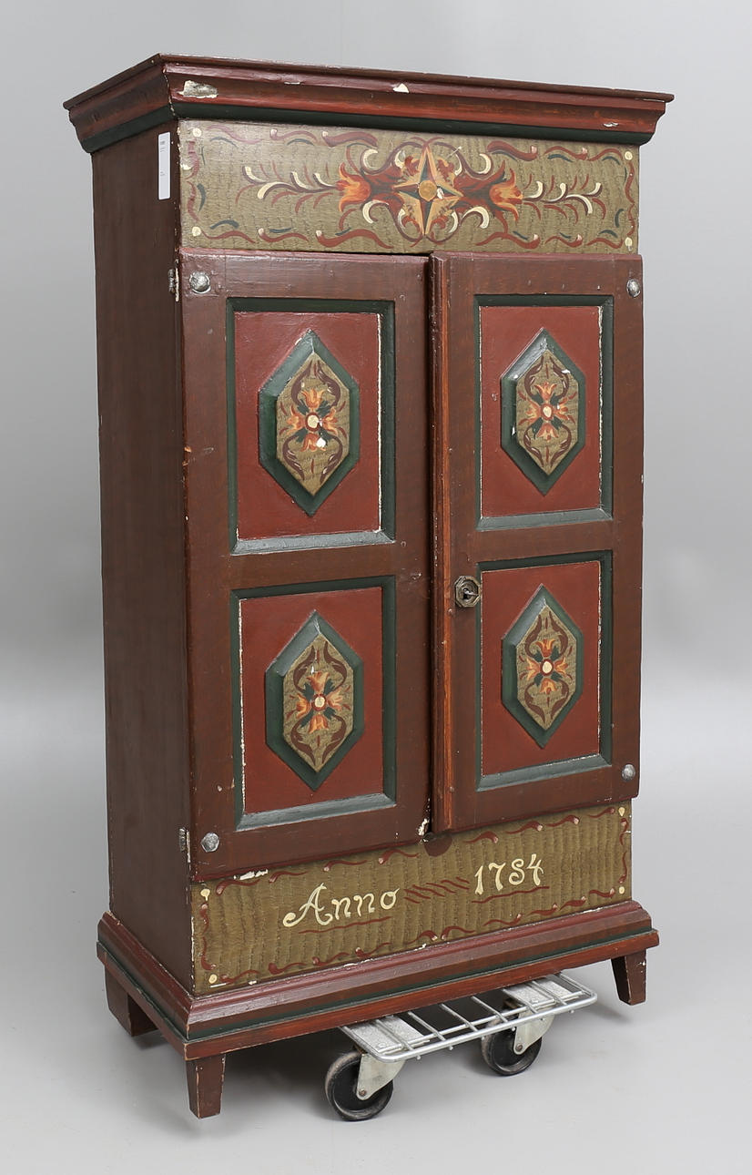 SKÅP, allmoge, daterat 1784.