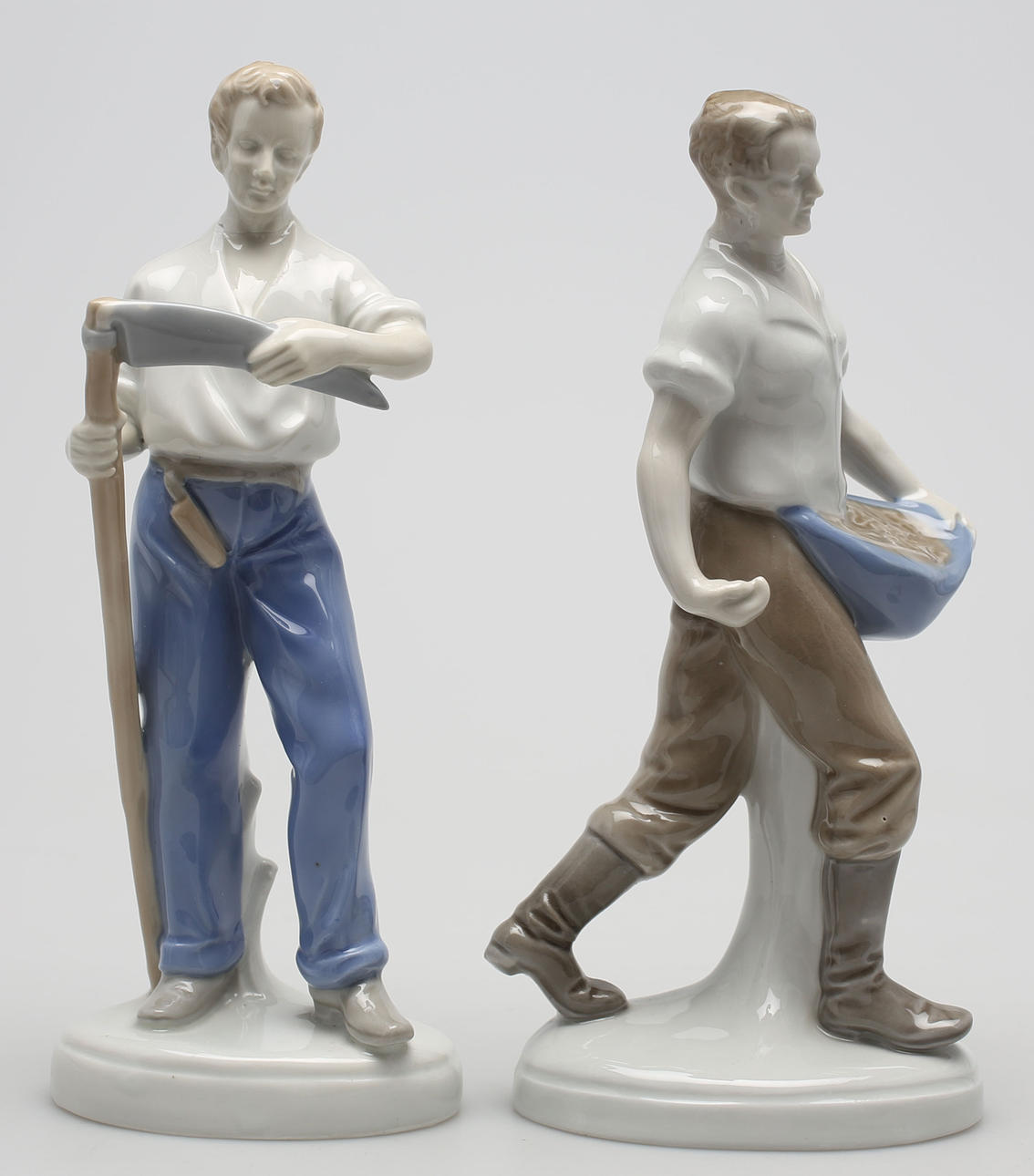 FIGURINER, 2 st, porslin, Gräfenthal, Thüringen, Tyskland.