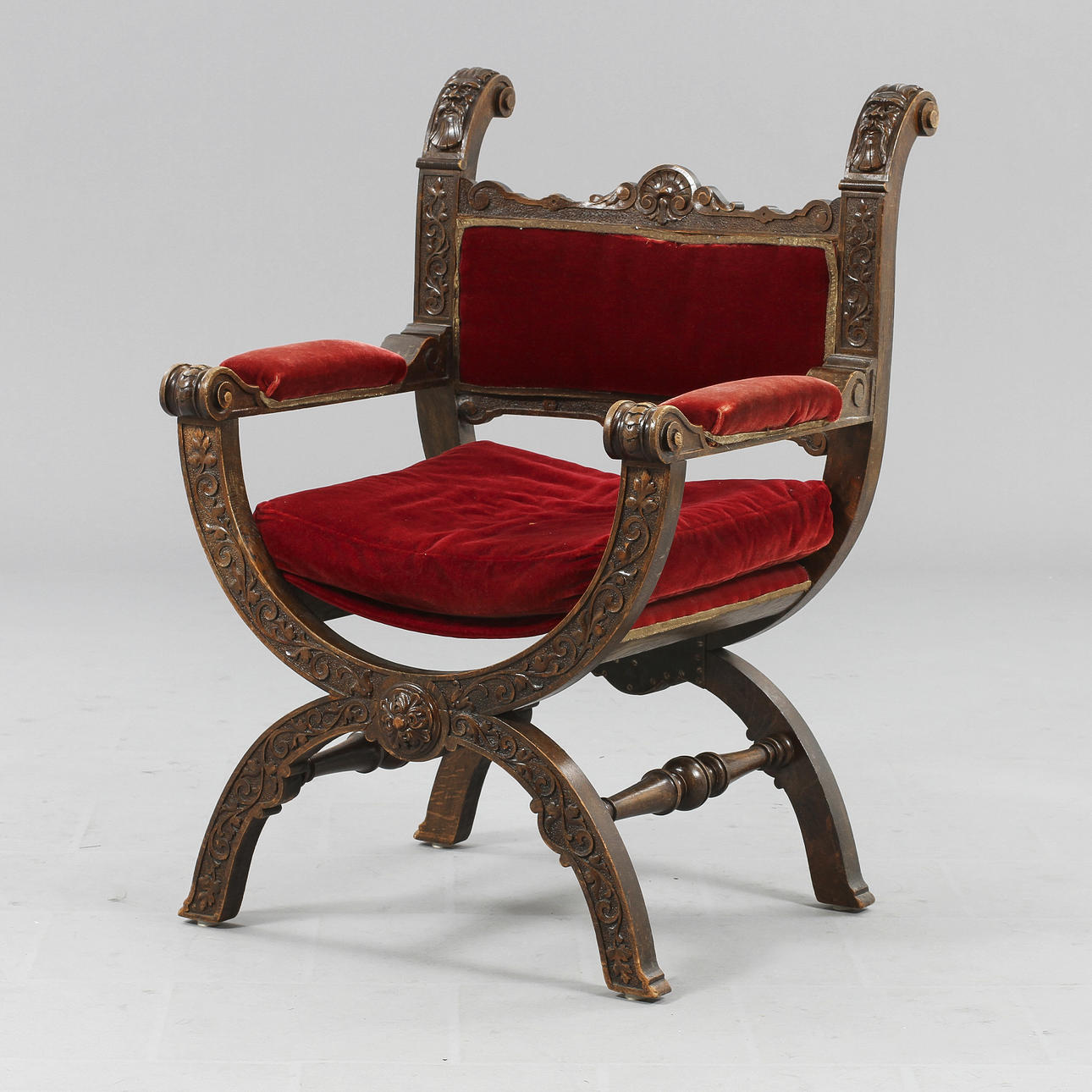 KARMSTOL, s k Dantestol, nyrenässans, 1800-talets slut.