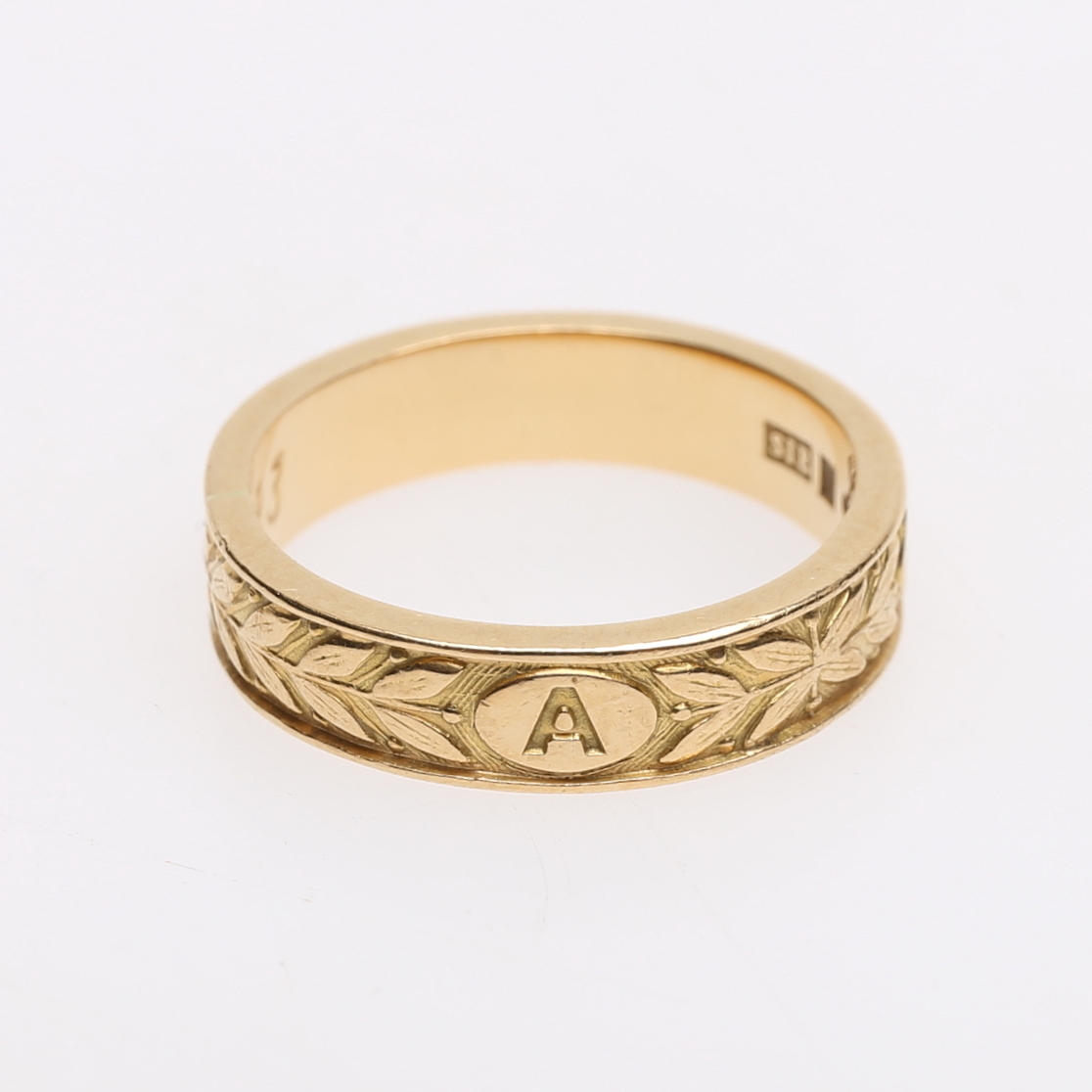 SKOLRING, 18 k guld, 7,78 g.