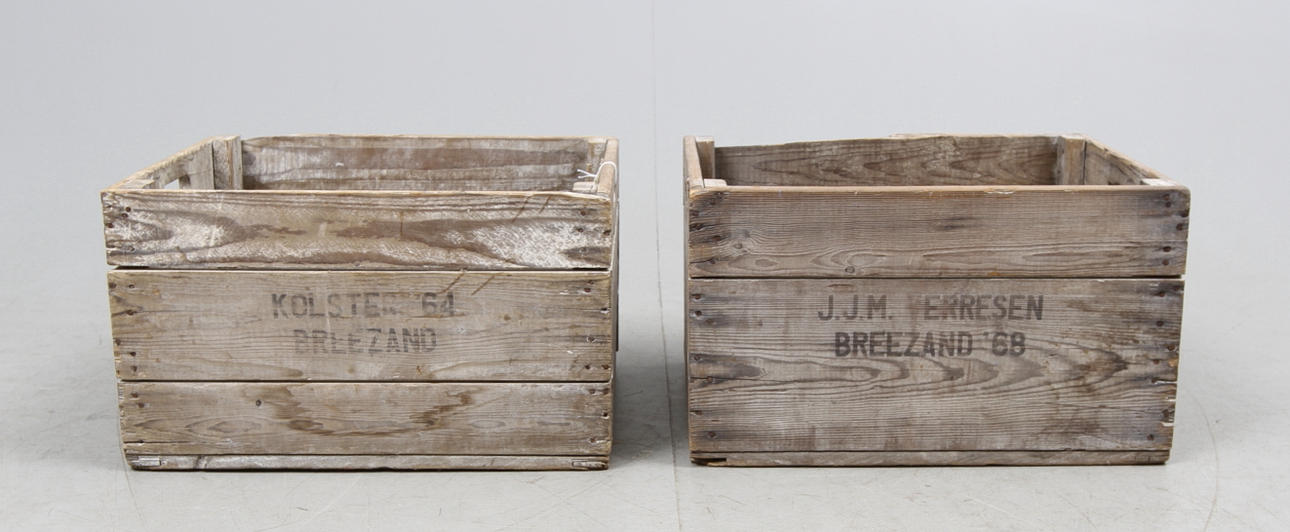 TRÄLÅDOR, 2 st, 1900-talets första hälft.