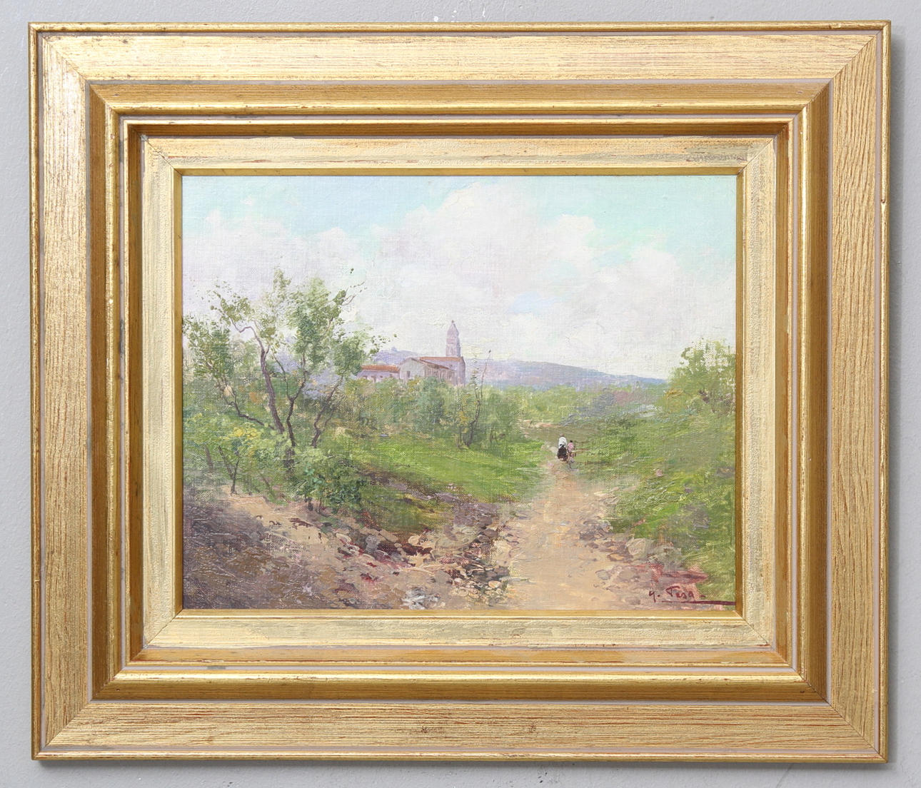 GIUSEPPE TESA. Italien. 1900-tal. Italienskt bergandskap med kvinna, barn och kyrka. Olja på duk. Signerad G.Tesa.