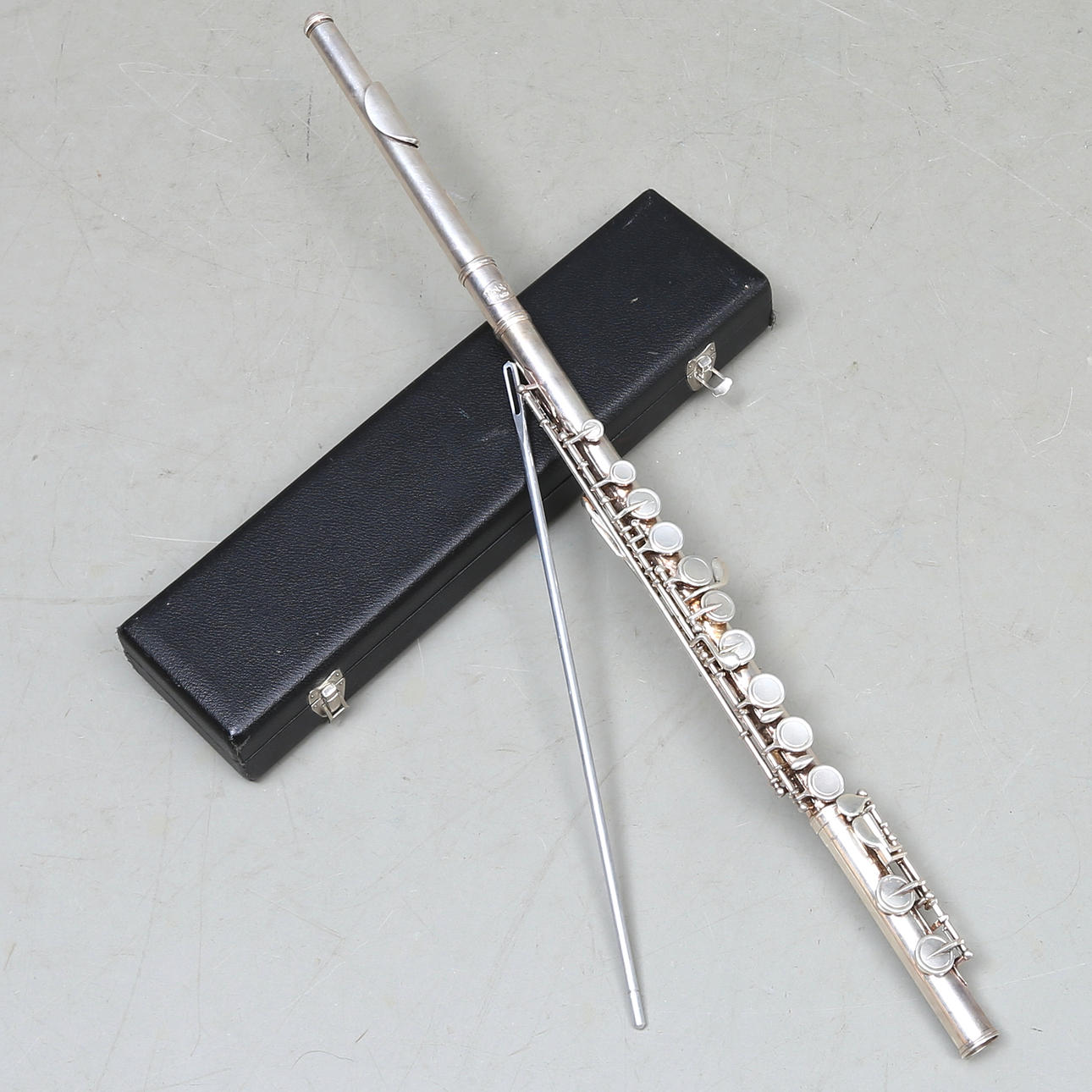 QUERFLÖTE, Noblet, Nr. 26568, Paris.