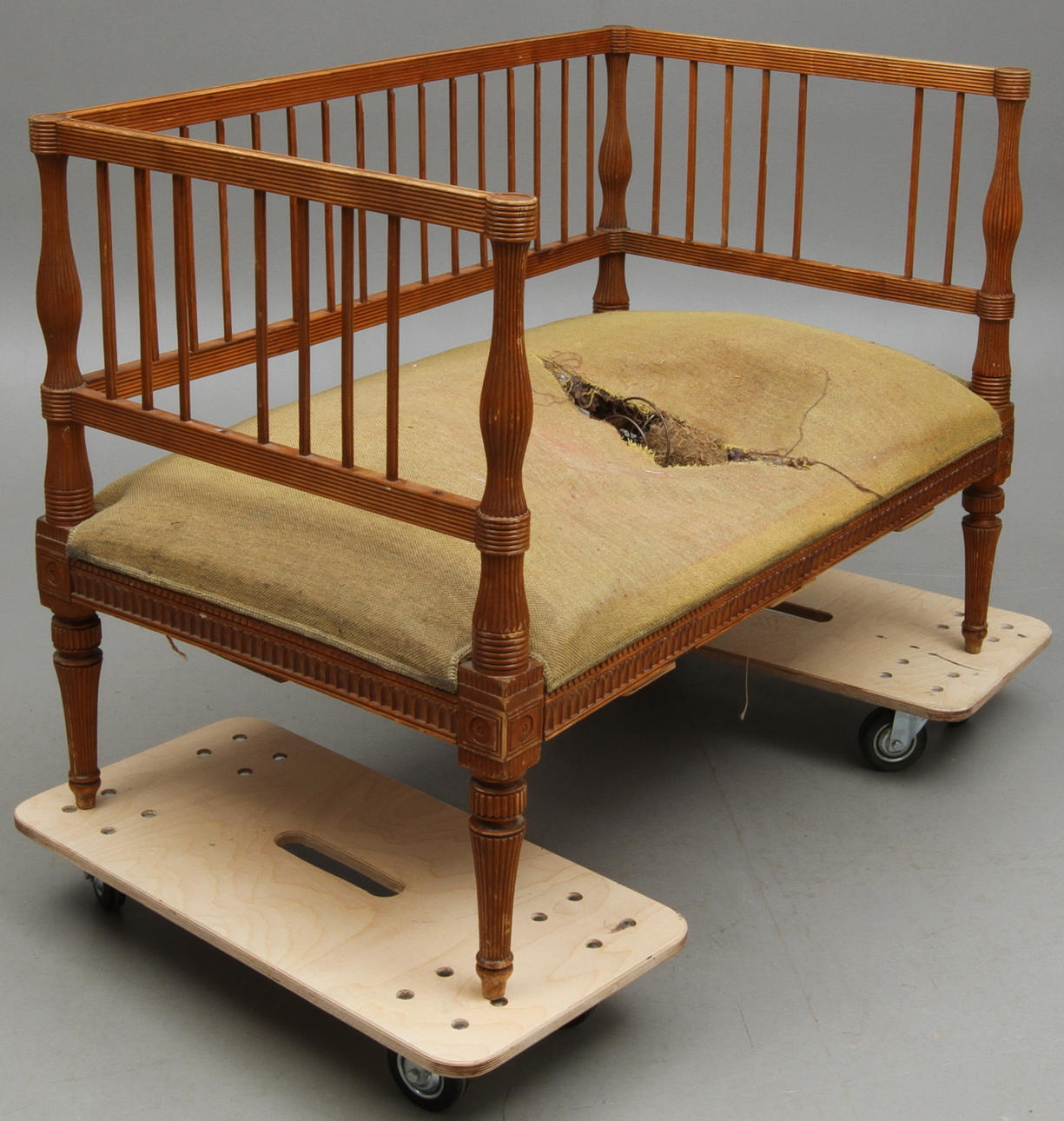 SOFFA, gustaviansk, troligen Lindome, 1700/1800-tal.