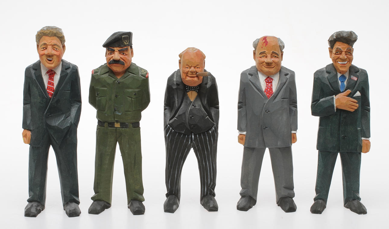 . TRÄSKULPTURER, 5 st, signerade Urban Gunnarsson.